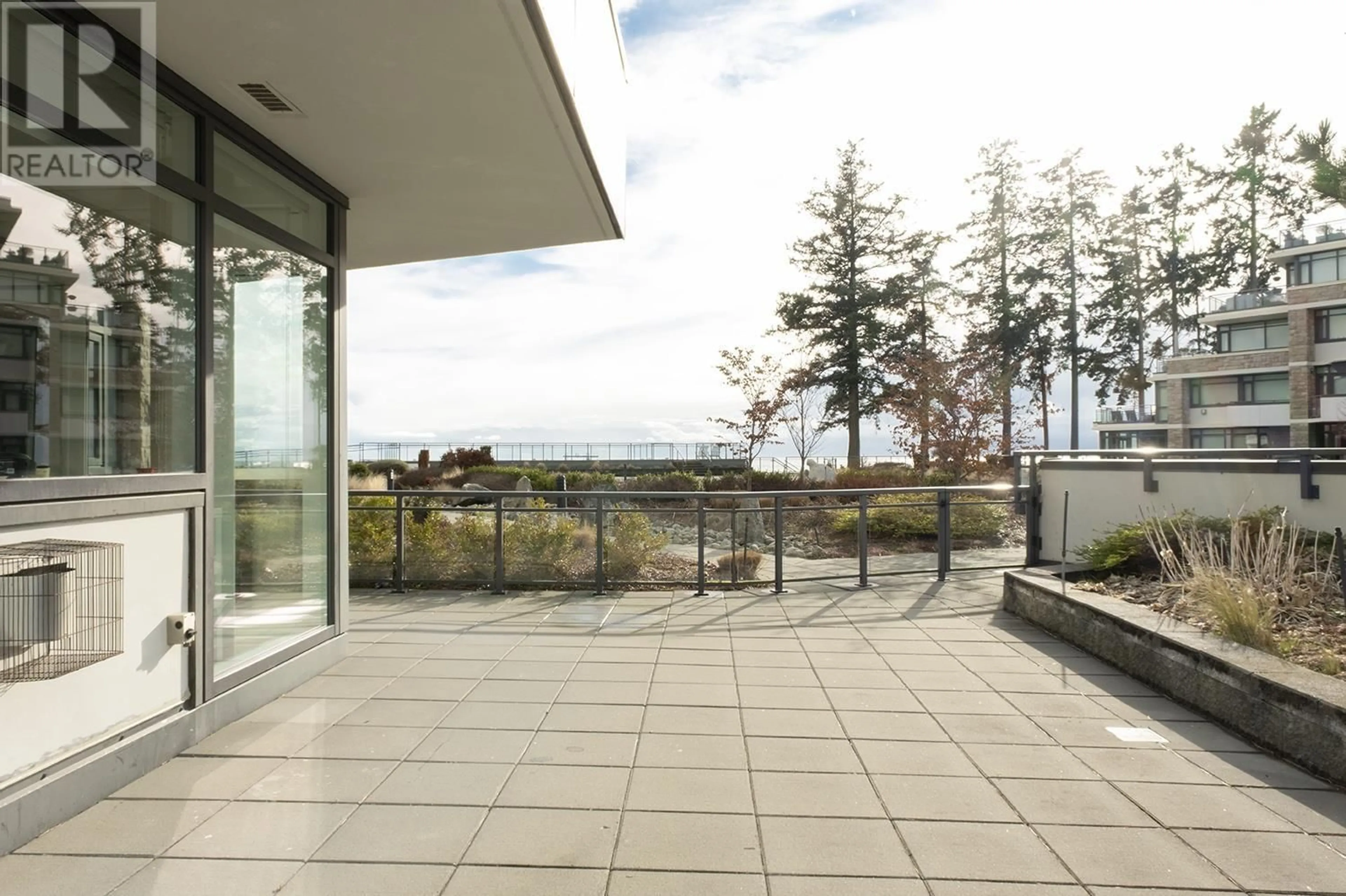 Patio, water/lake/river/ocean view for 5665 TEREDO STREET, Sechelt British Columbia V7Z0J2