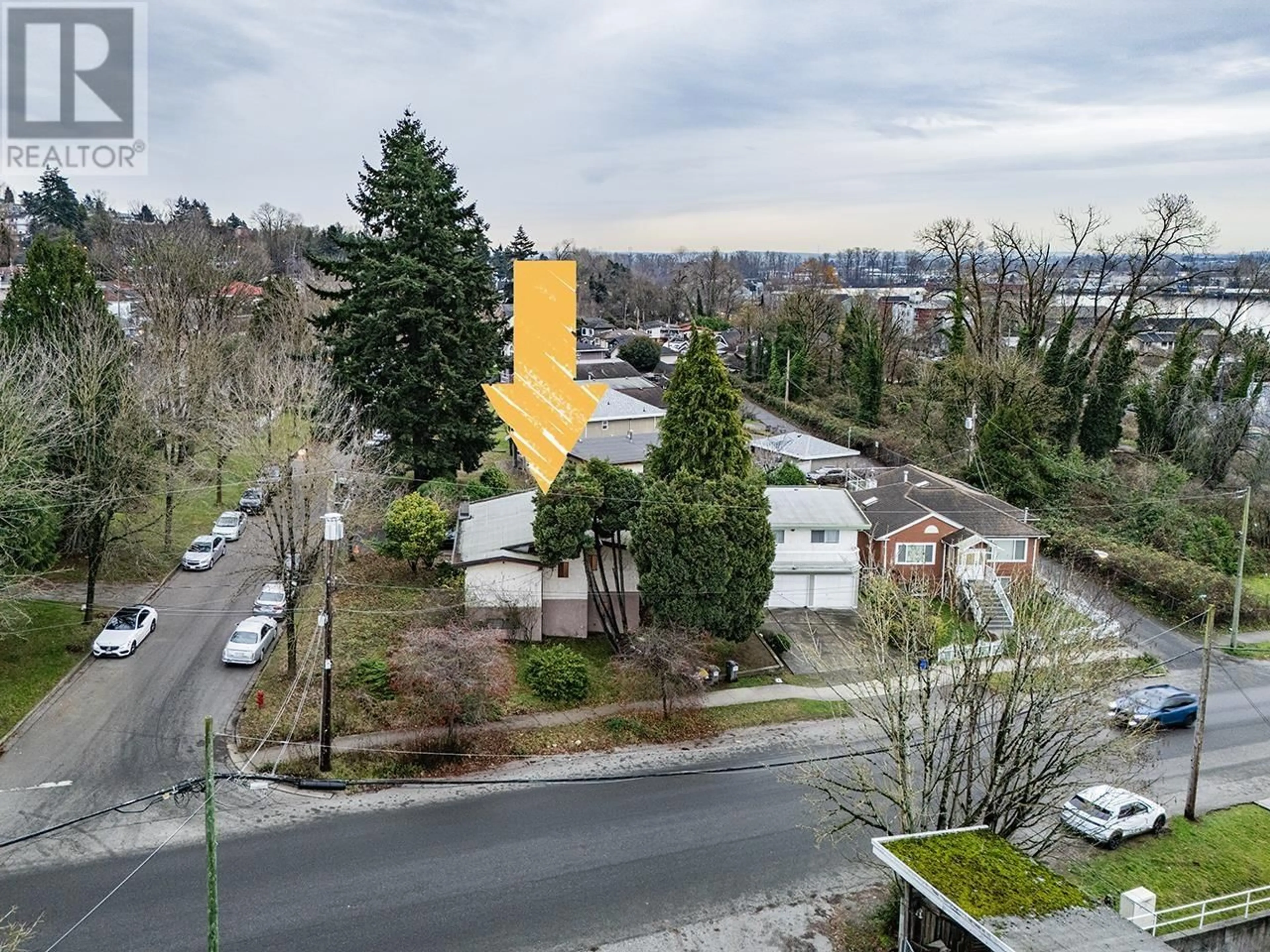 A pic from outside/outdoor area/front of a property/back of a property/a pic from drone, city buildings view from balcony for 1710 ISLAND AVENUE, Vancouver British Columbia V5P2S6