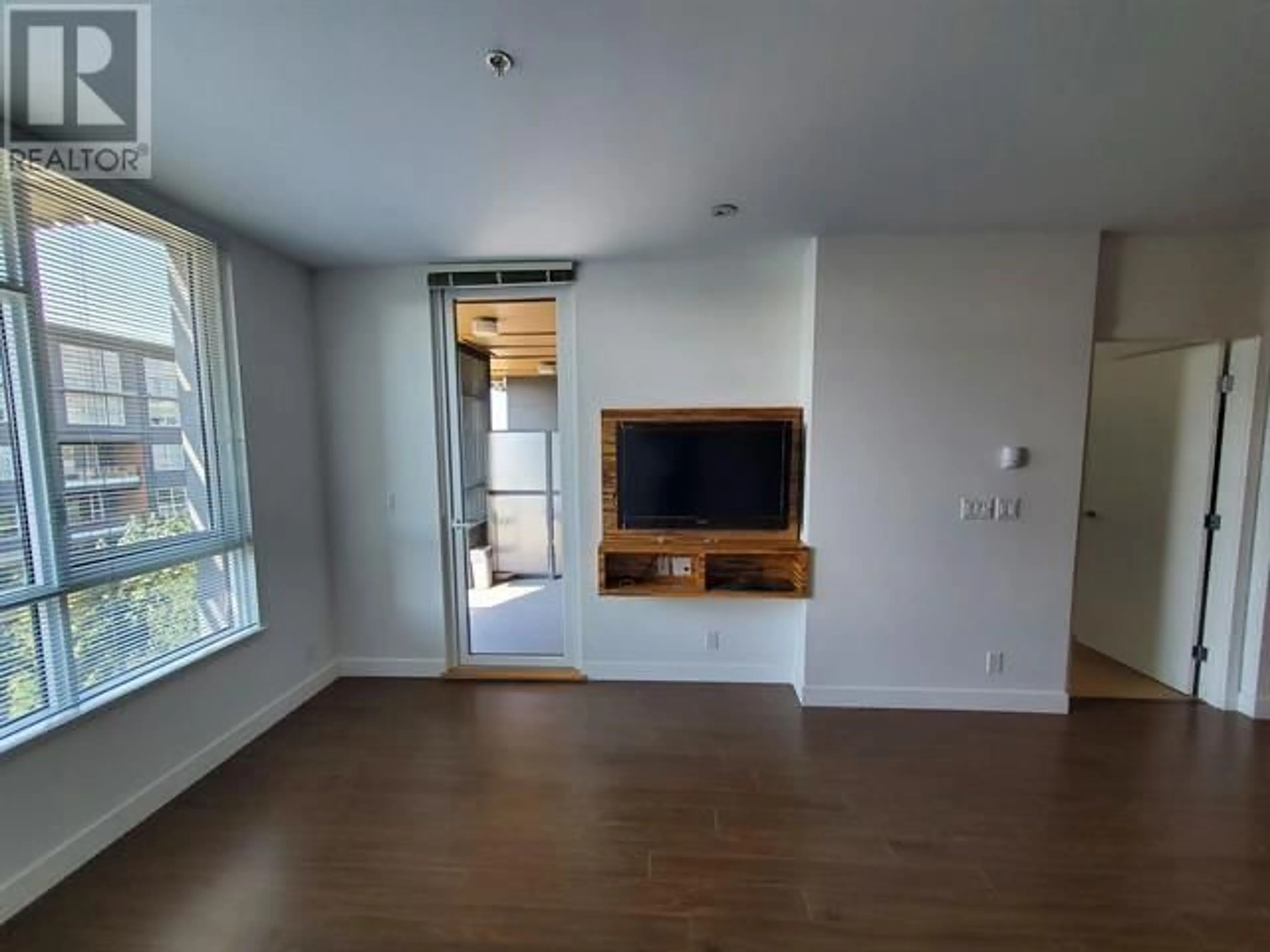 A pic of a room for 214 9150 UNIVERSITY HIGH STREET, Burnaby British Columbia V5A0C5