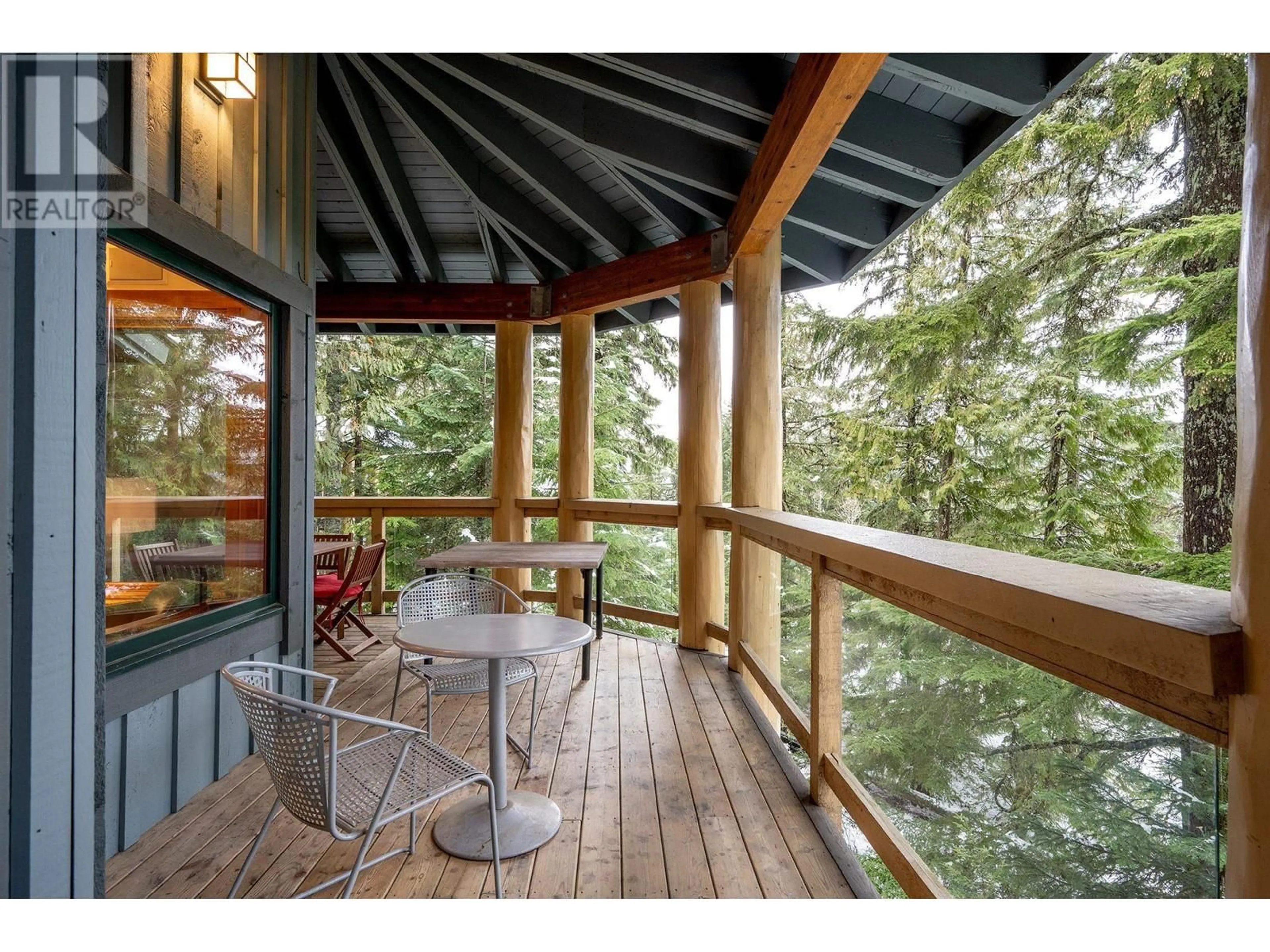 Patio, water/lake/river/ocean view for 3 2250 NORDIC DRIVE, Whistler British Columbia V8E0P4