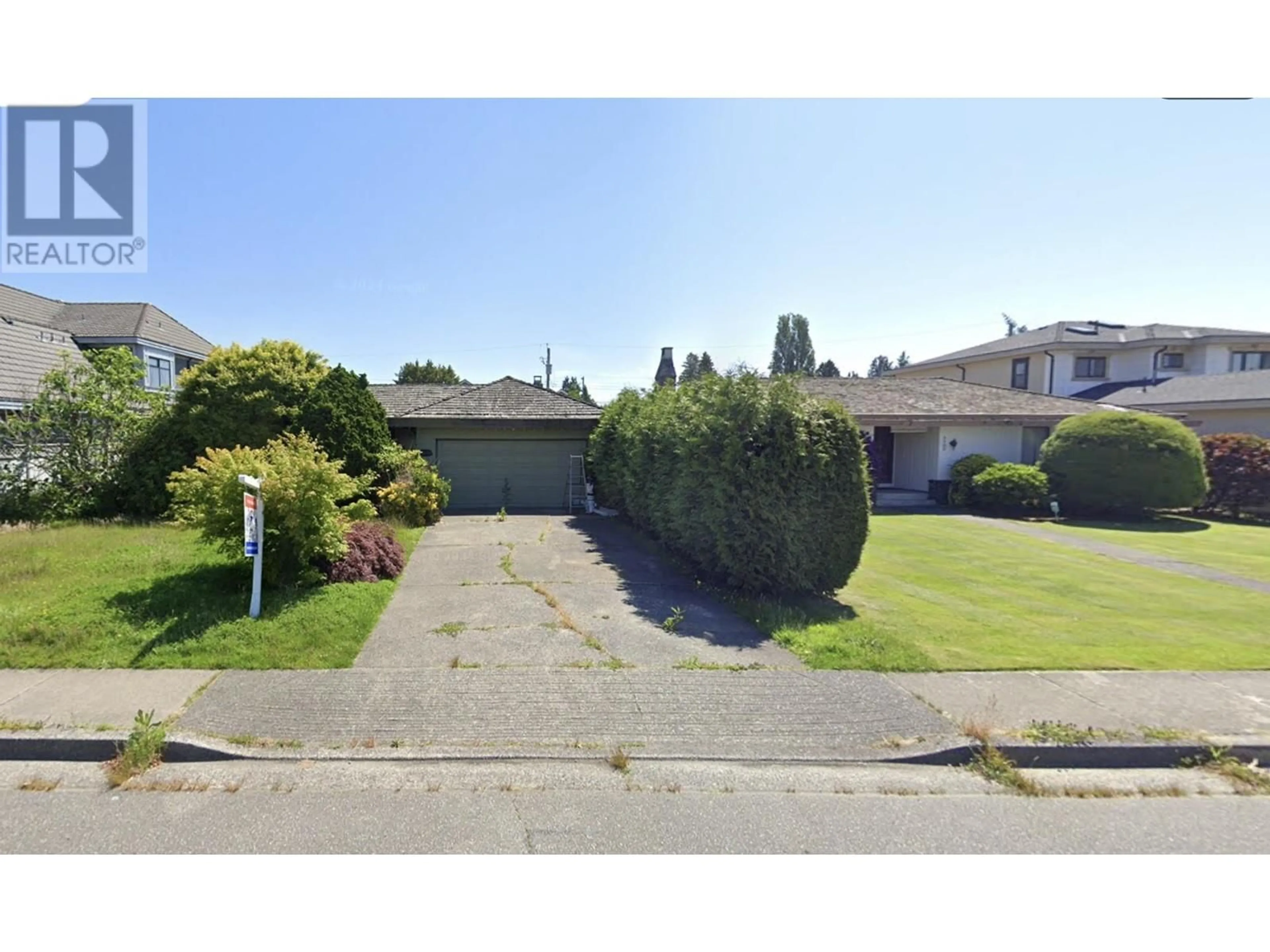 A pic from outside/outdoor area/front of a property/back of a property/a pic from drone, street for 9780 BATES ROAD, Richmond British Columbia V7A1E4