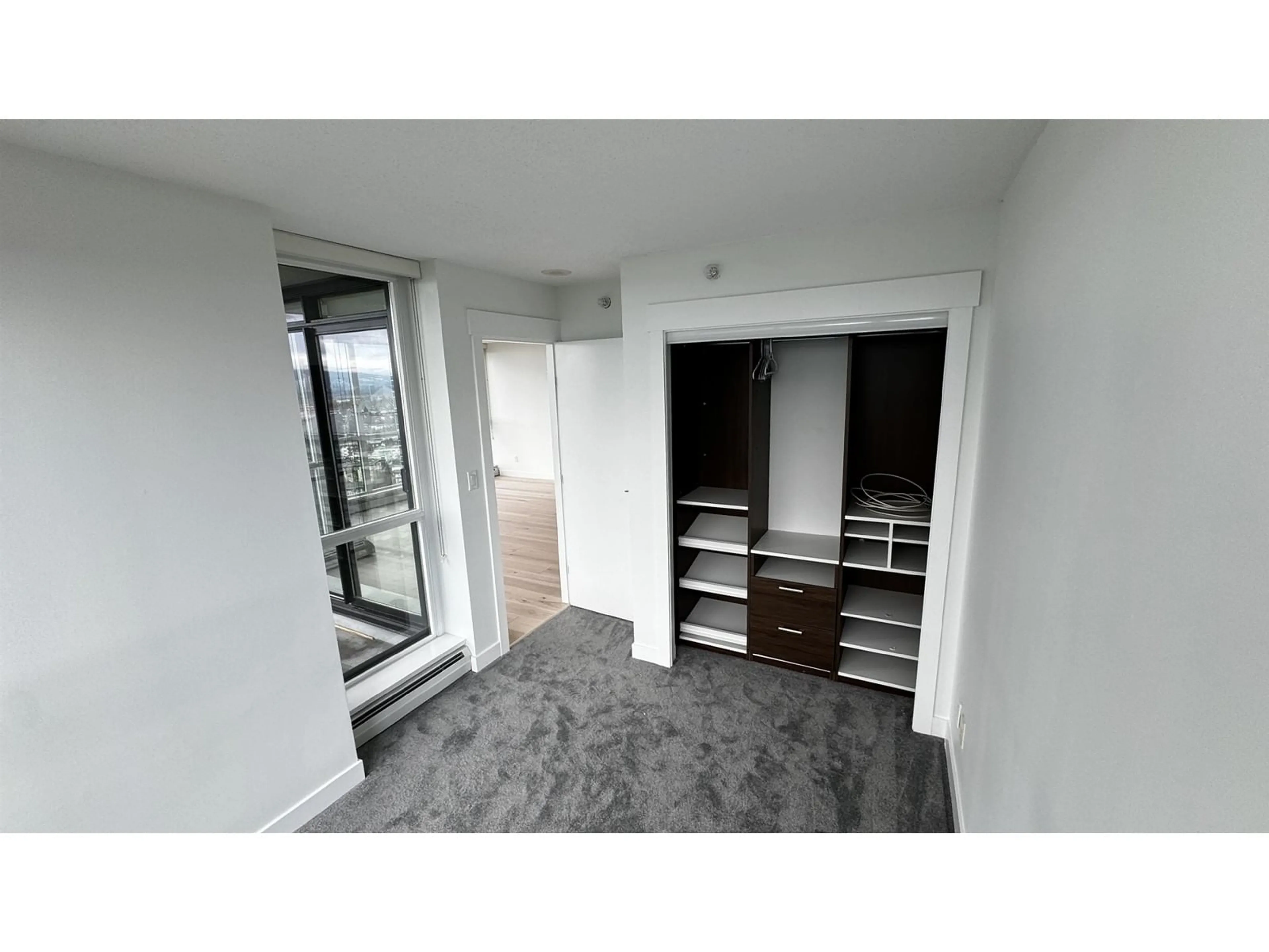 A pic of a room for 2108 10777 UNIVERSITY DRIVE, Surrey British Columbia V3T0E6