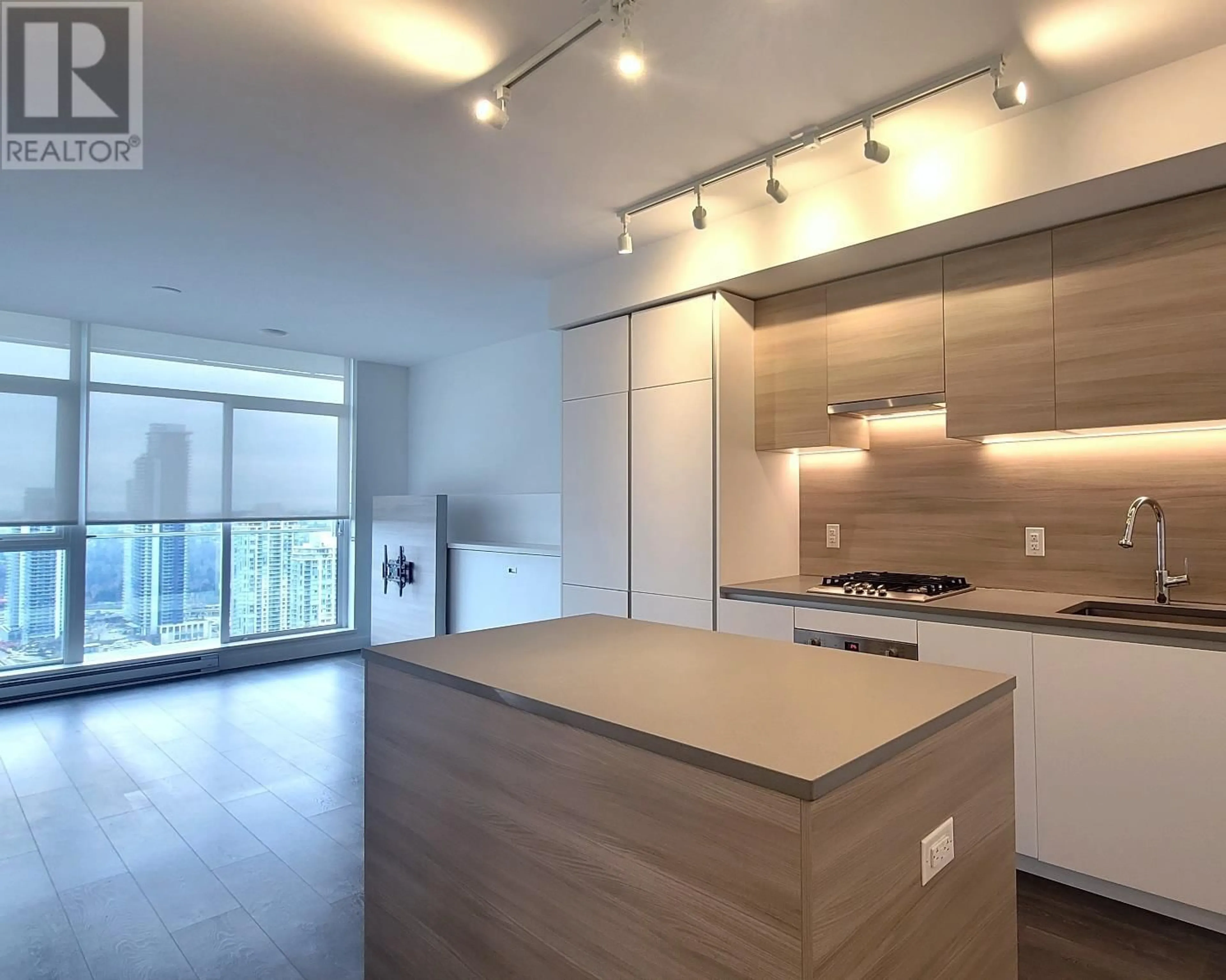 Open concept kitchen, unknown for 2703 652 WHITING WAY, Coquitlam British Columbia V3J0K3