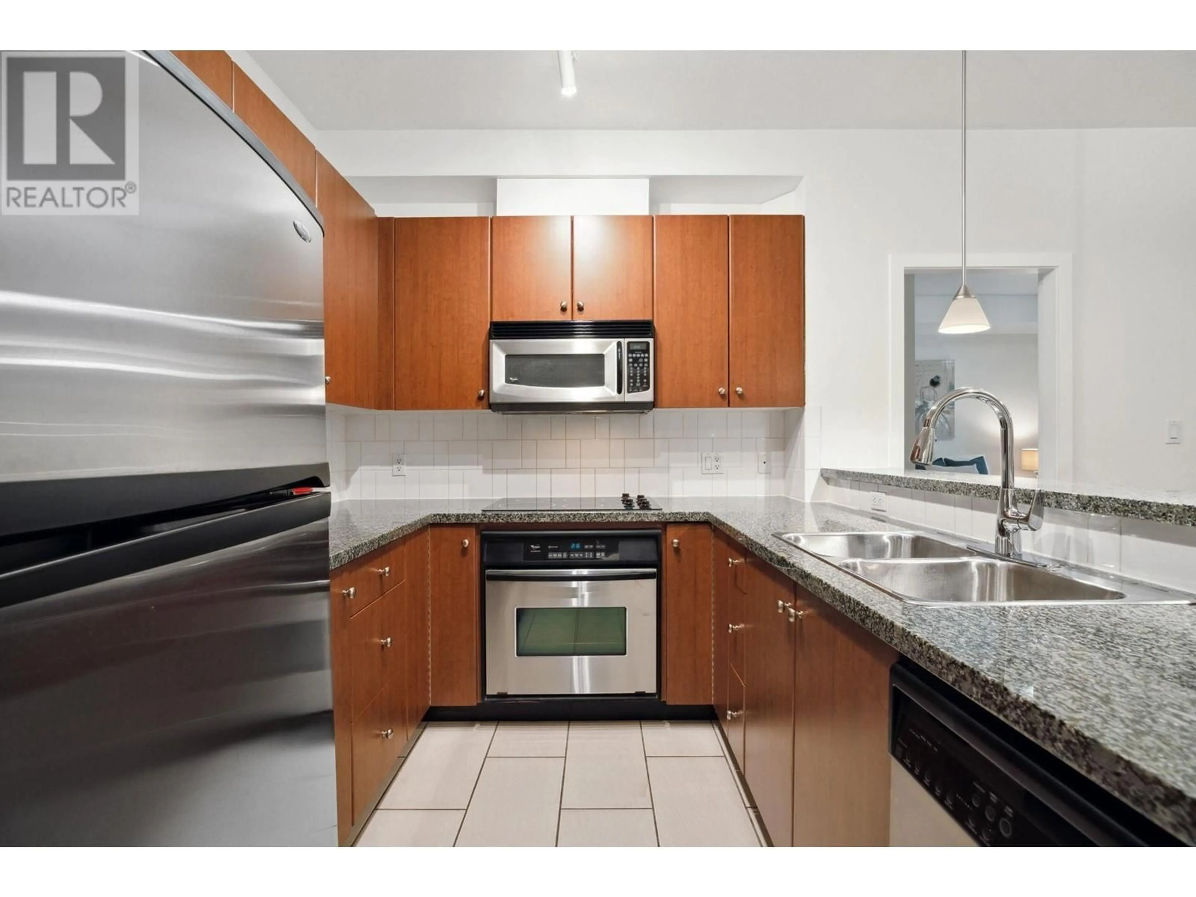 Standard kitchen, ceramic/tile floor for 413 100 CAPILANO ROAD, Port Moody British Columbia V3H5M9