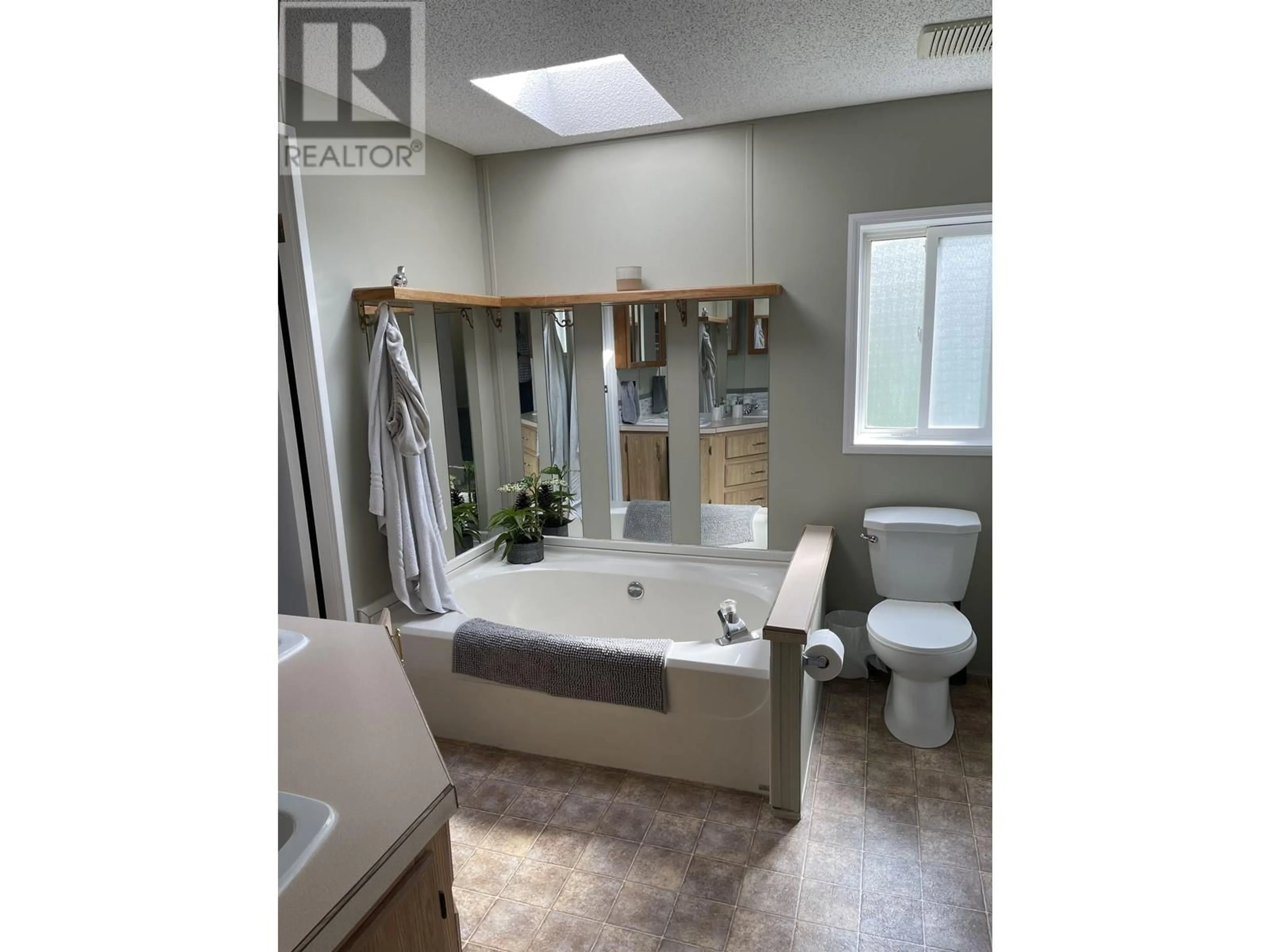 Contemporary bathroom, ceramic/tile floor for 27 3889 MULLER AVENUE, Terrace British Columbia V8G4L2