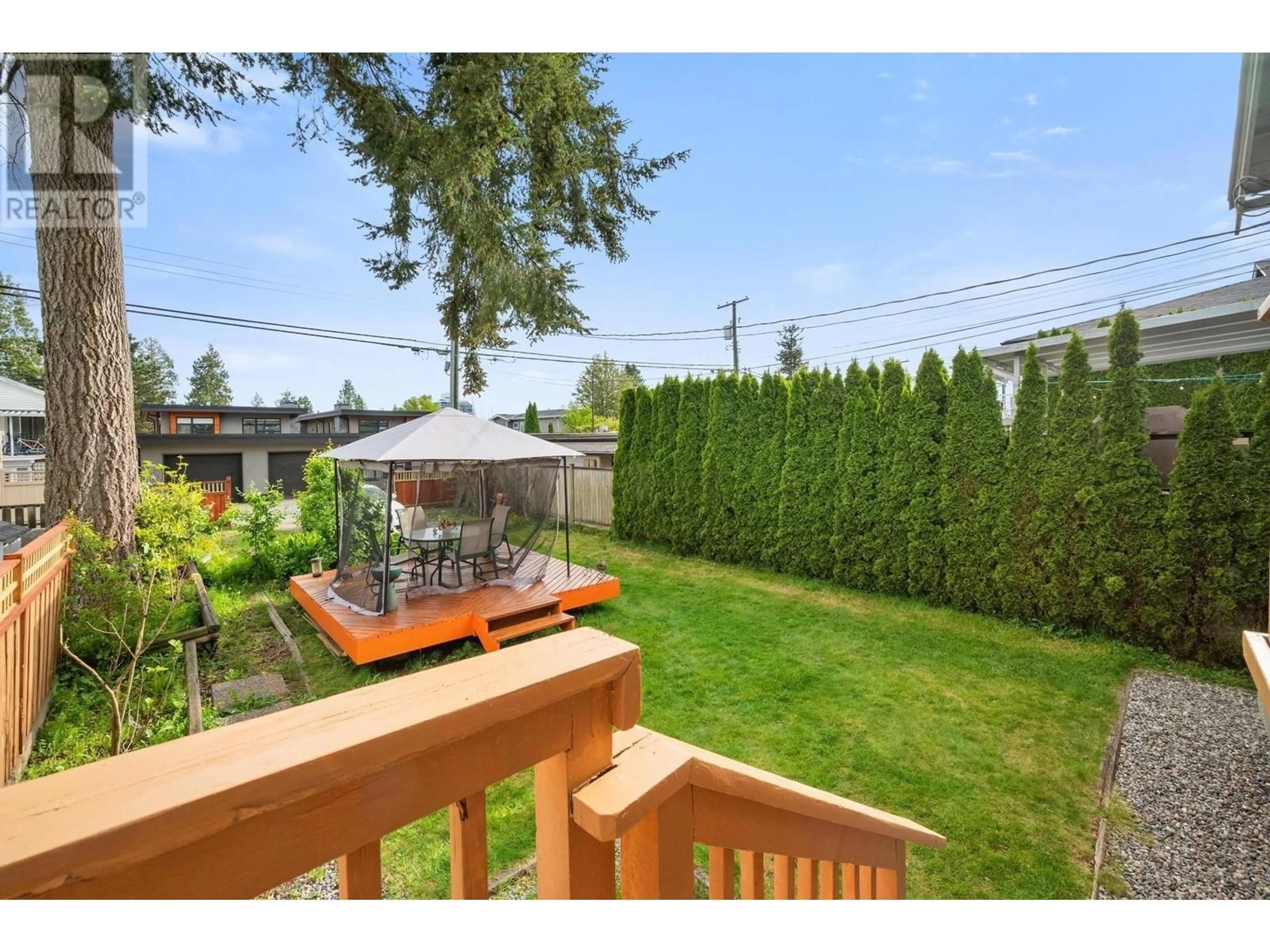 Patio, unknown for 255 E 20TH STREET, North Vancouver British Columbia V7L3A6