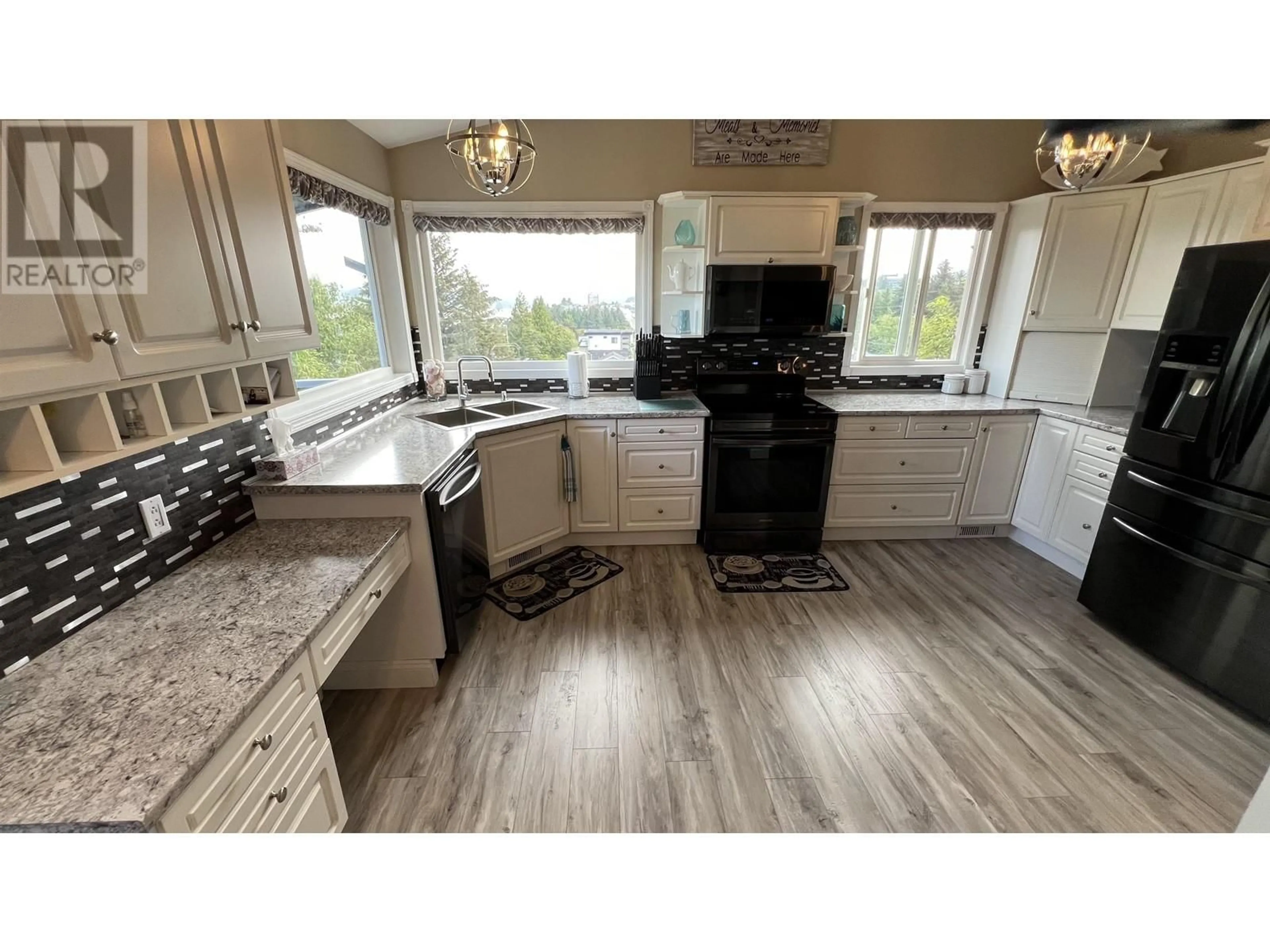 Open concept kitchen, unknown for 1800 W 2ND AVENUE, Prince Rupert British Columbia V8J1J7