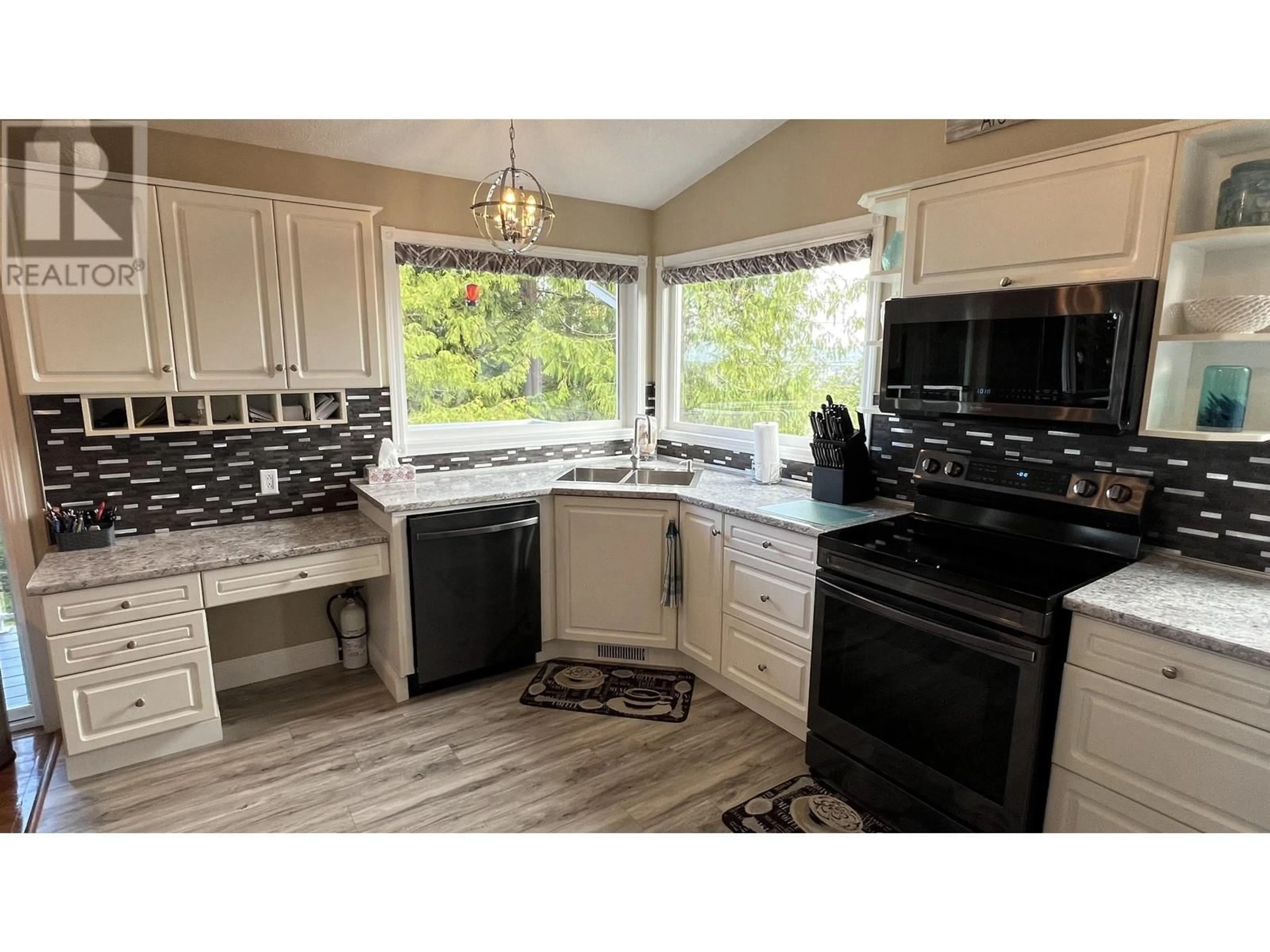 Open concept kitchen, unknown for 1800 W 2ND AVENUE, Prince Rupert British Columbia V8J1J7