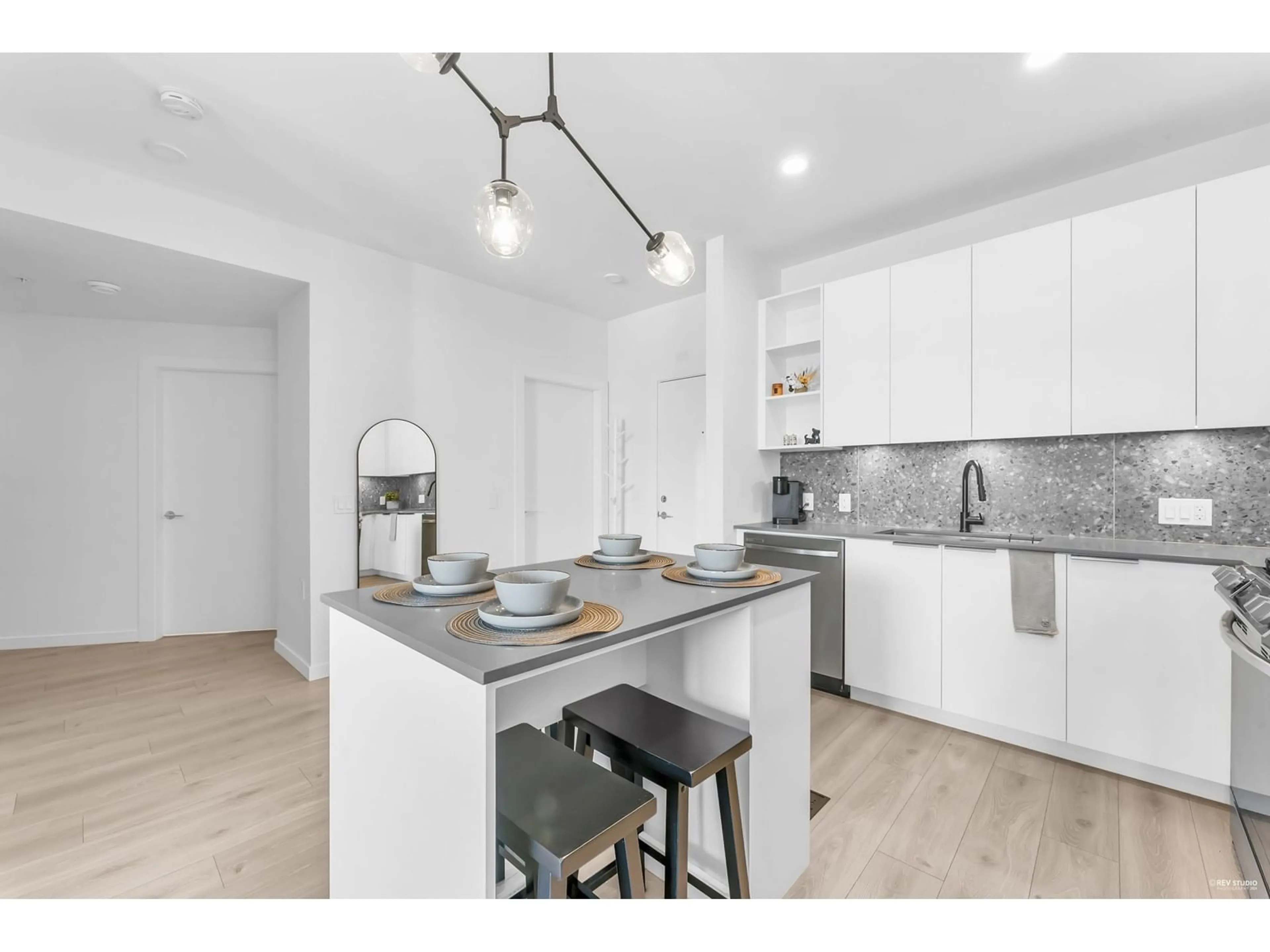 Open concept kitchen, unknown for 403 7920 206 STREET, Langley British Columbia V2Y3X1