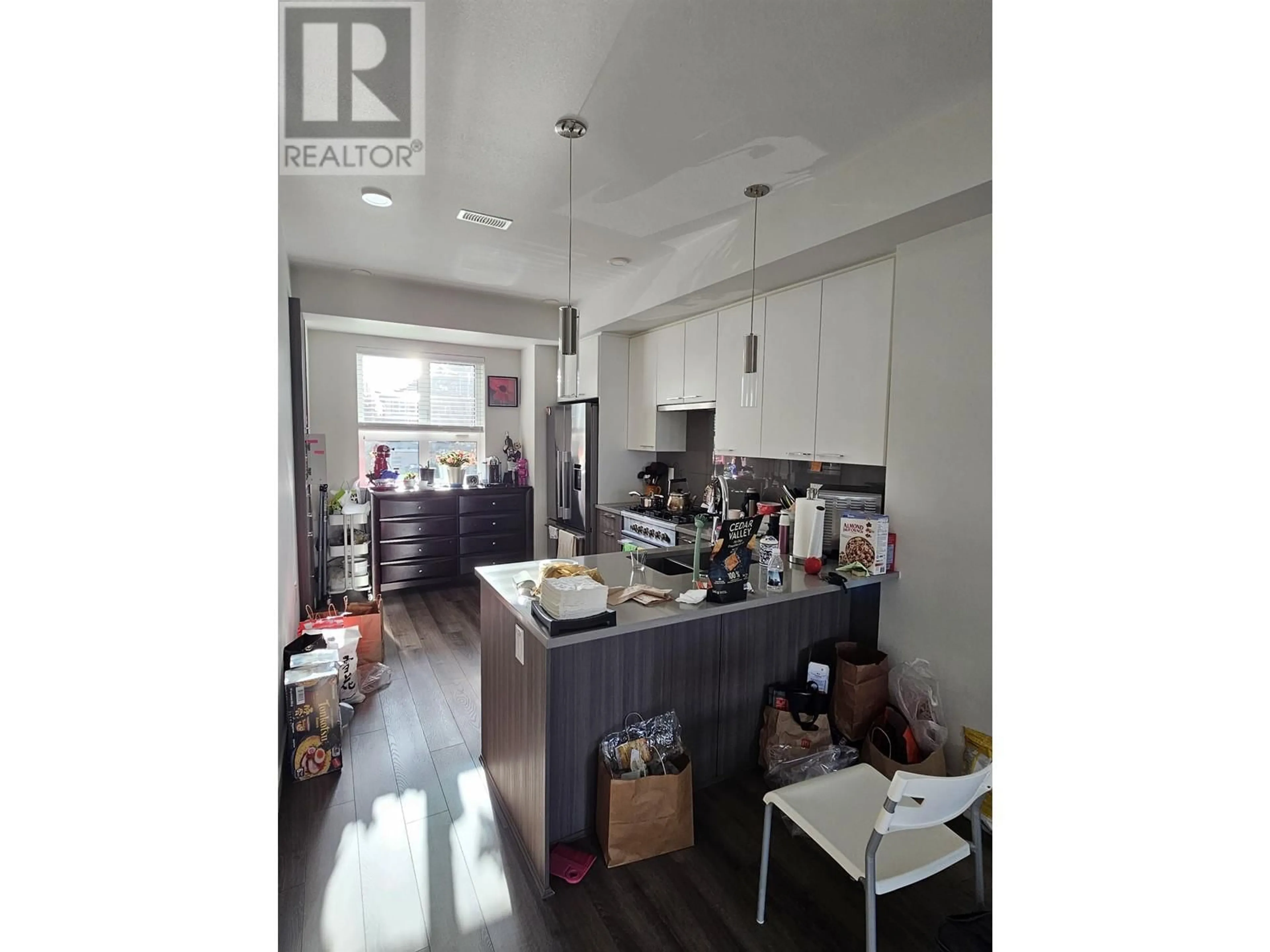 Open concept kitchen, unknown for 27 10311 RIVER DRIVE, Richmond British Columbia V6X0T2