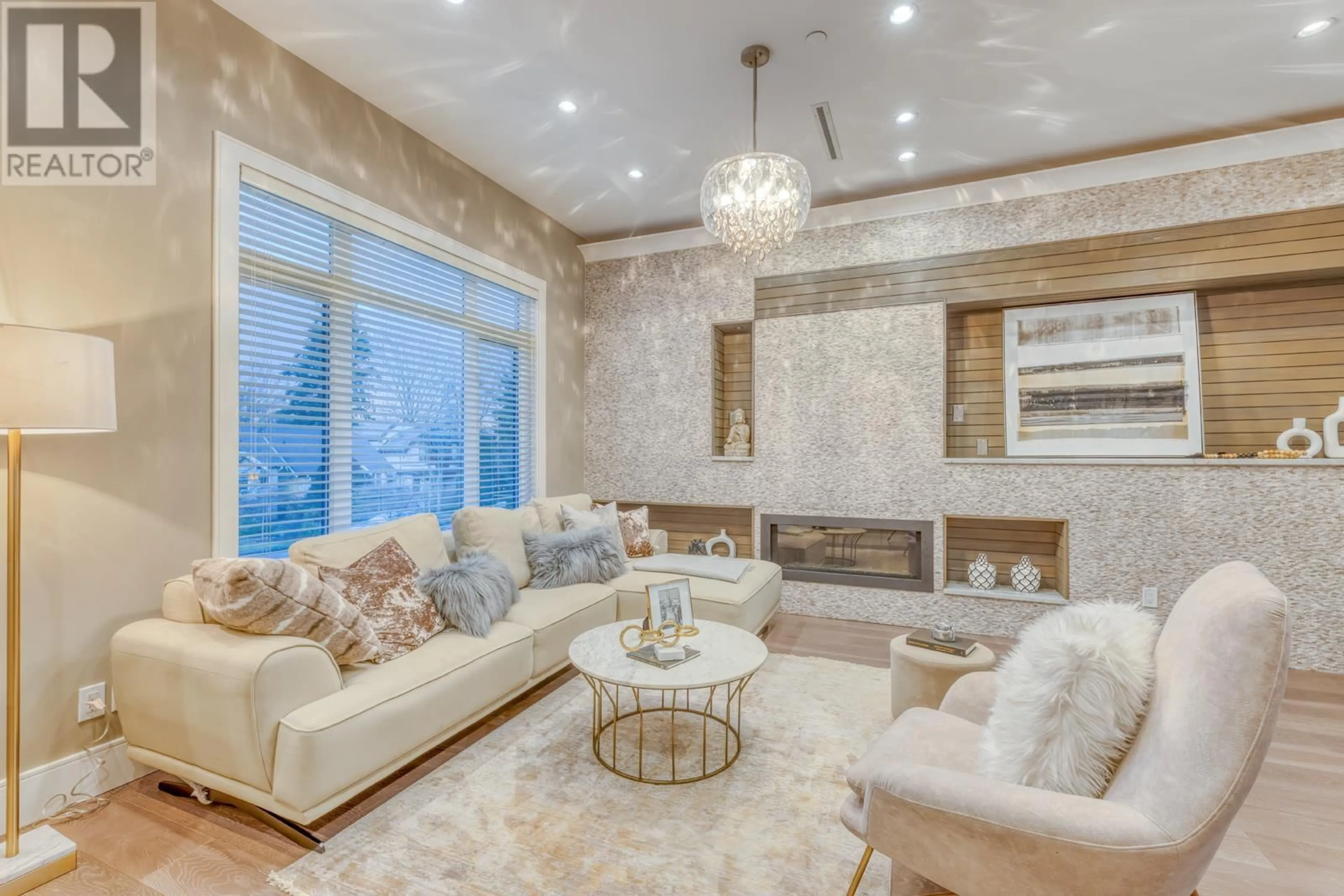 Living room with furniture, ceramic/tile floor for 3288 W 23RD AVENUE, Vancouver British Columbia V6L1P9