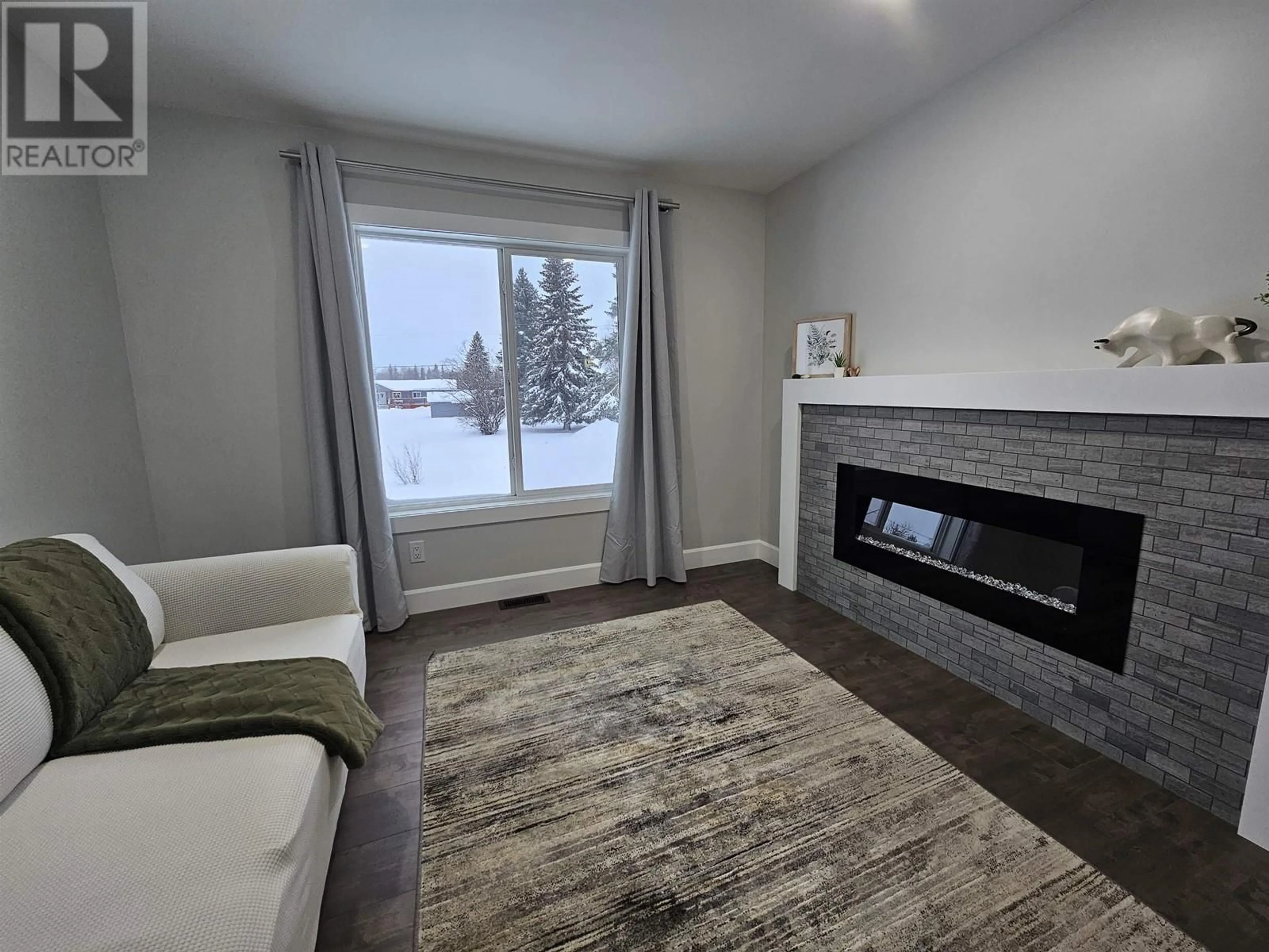 Living room with furniture, unknown for 445 REID DRIVE, Vanderhoof British Columbia V0J3A0