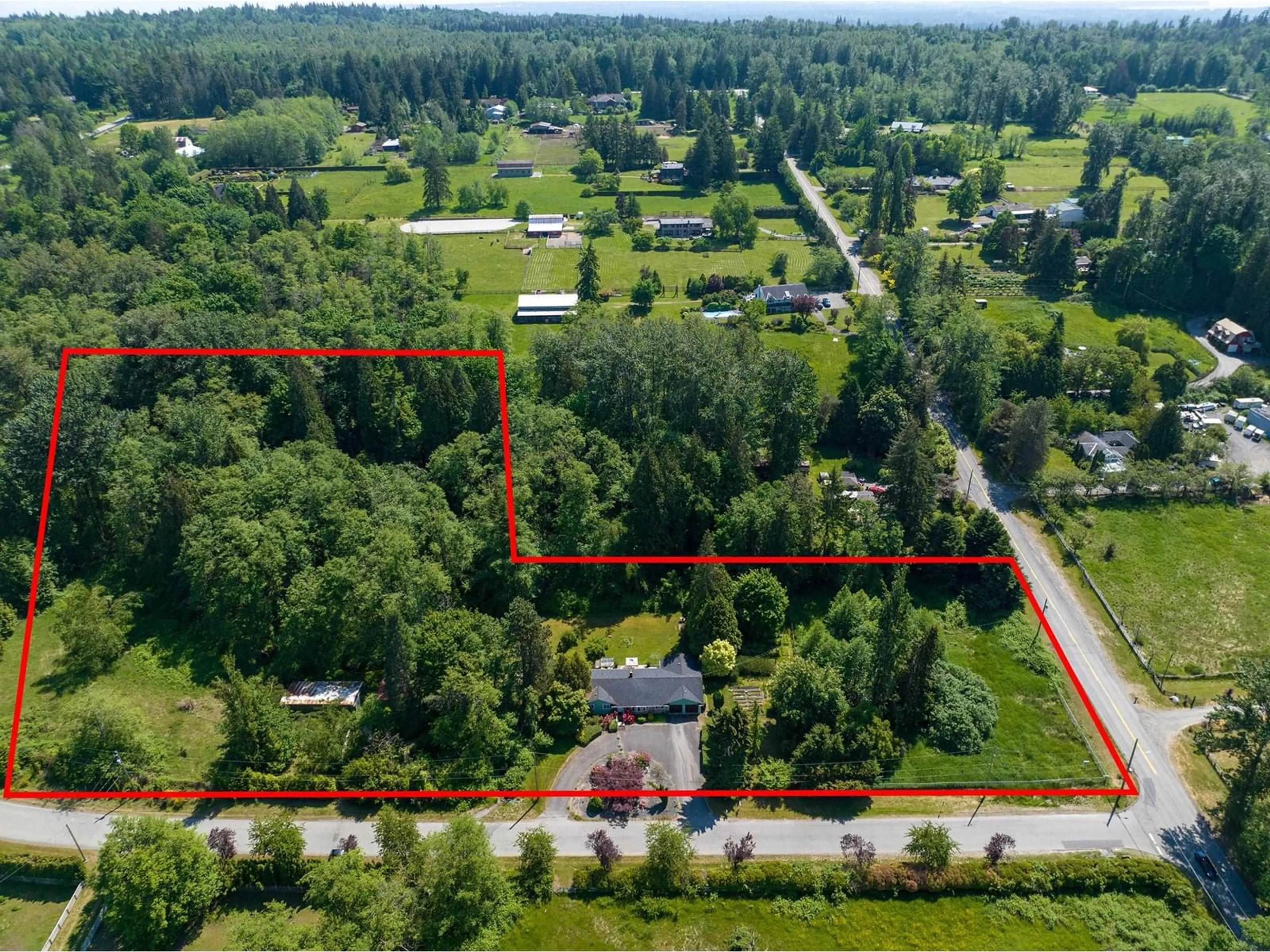 A pic from outside/outdoor area/front of a property/back of a property/a pic from drone, forest/trees view for 320 192 STREET, Surrey British Columbia V3S9R9