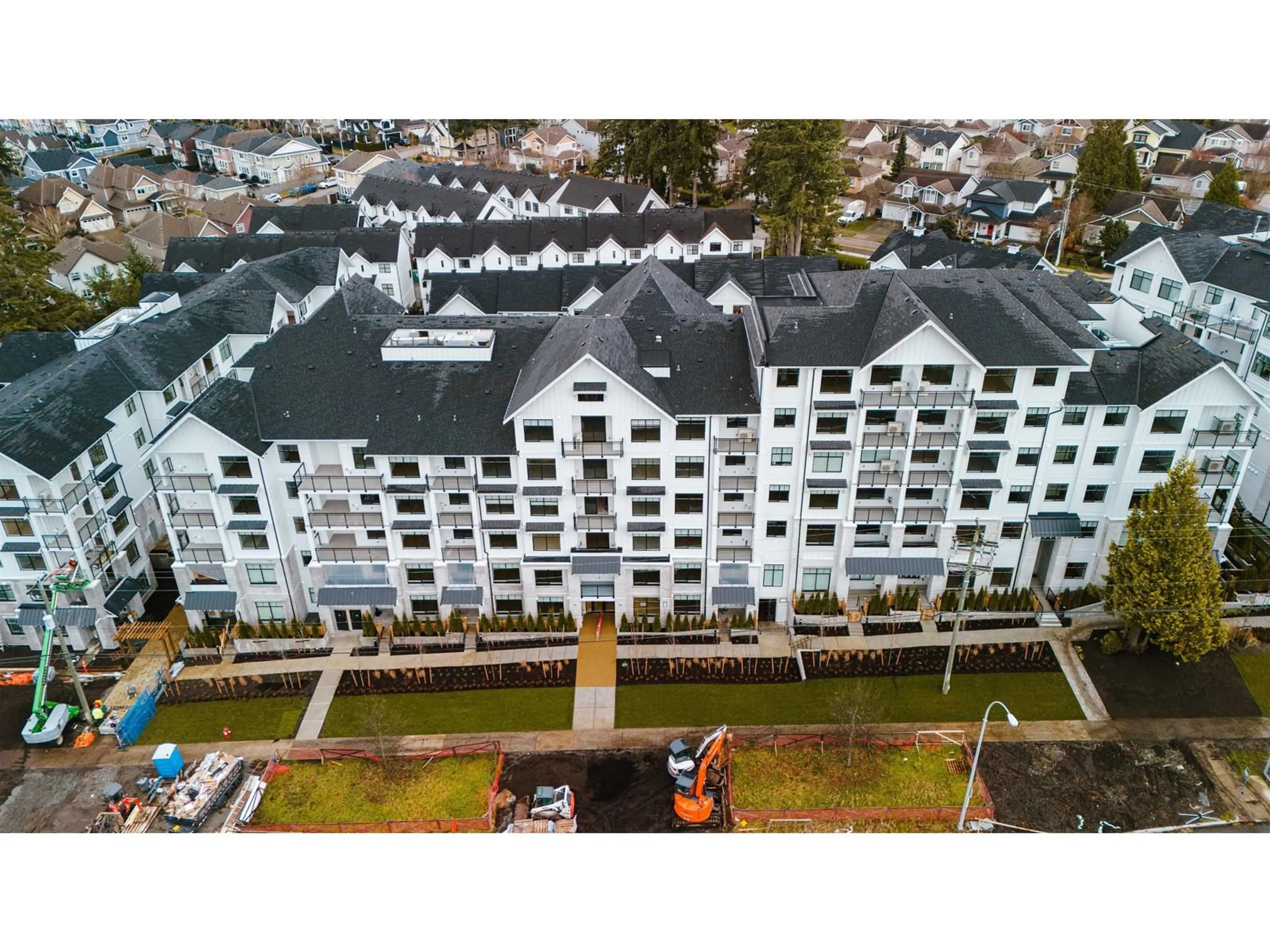 A pic from outside/outdoor area/front of a property/back of a property/a pic from drone, city buildings view from balcony for 404 3317 148 STREET, Surrey British Columbia V4P0H5