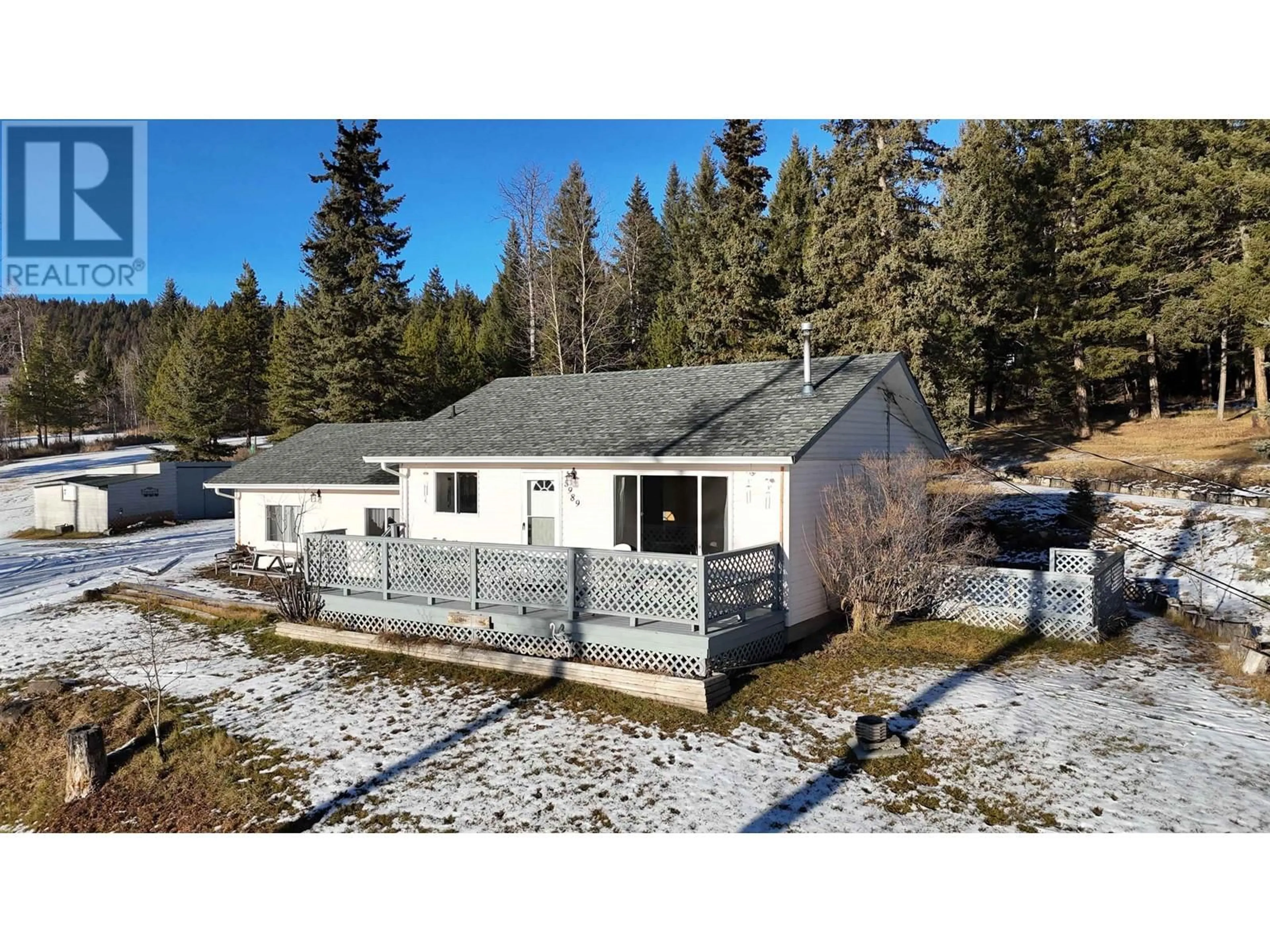 A pic from outside/outdoor area/front of a property/back of a property/a pic from drone, building for 5989 VALLEYVIEW DRIVE, Horse Lake British Columbia V0K2E3