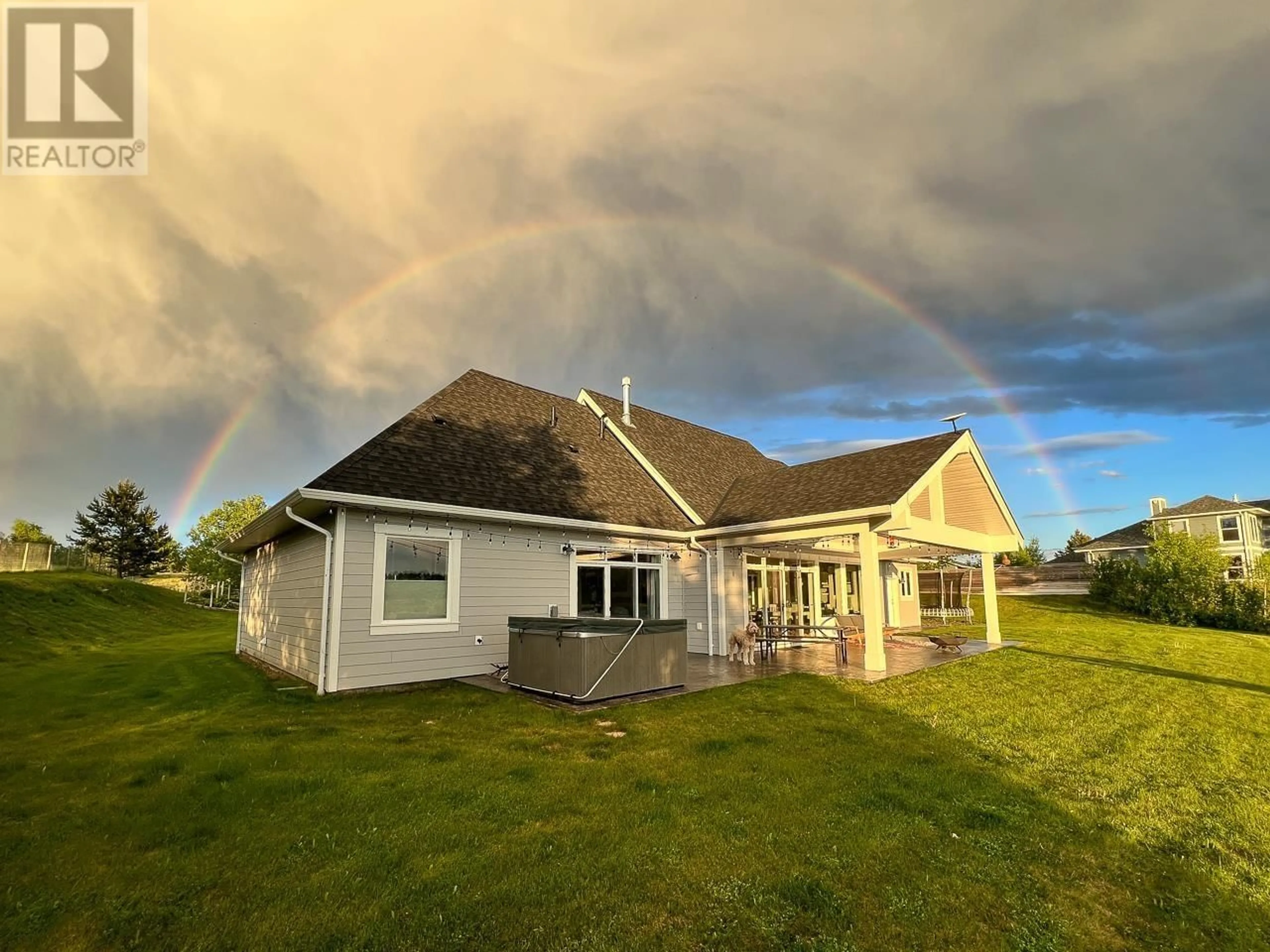 A pic from outside/outdoor area/front of a property/back of a property/a pic from drone, unknown for 5452 CARLSON ROAD, 100 Mile House British Columbia V0K2E1