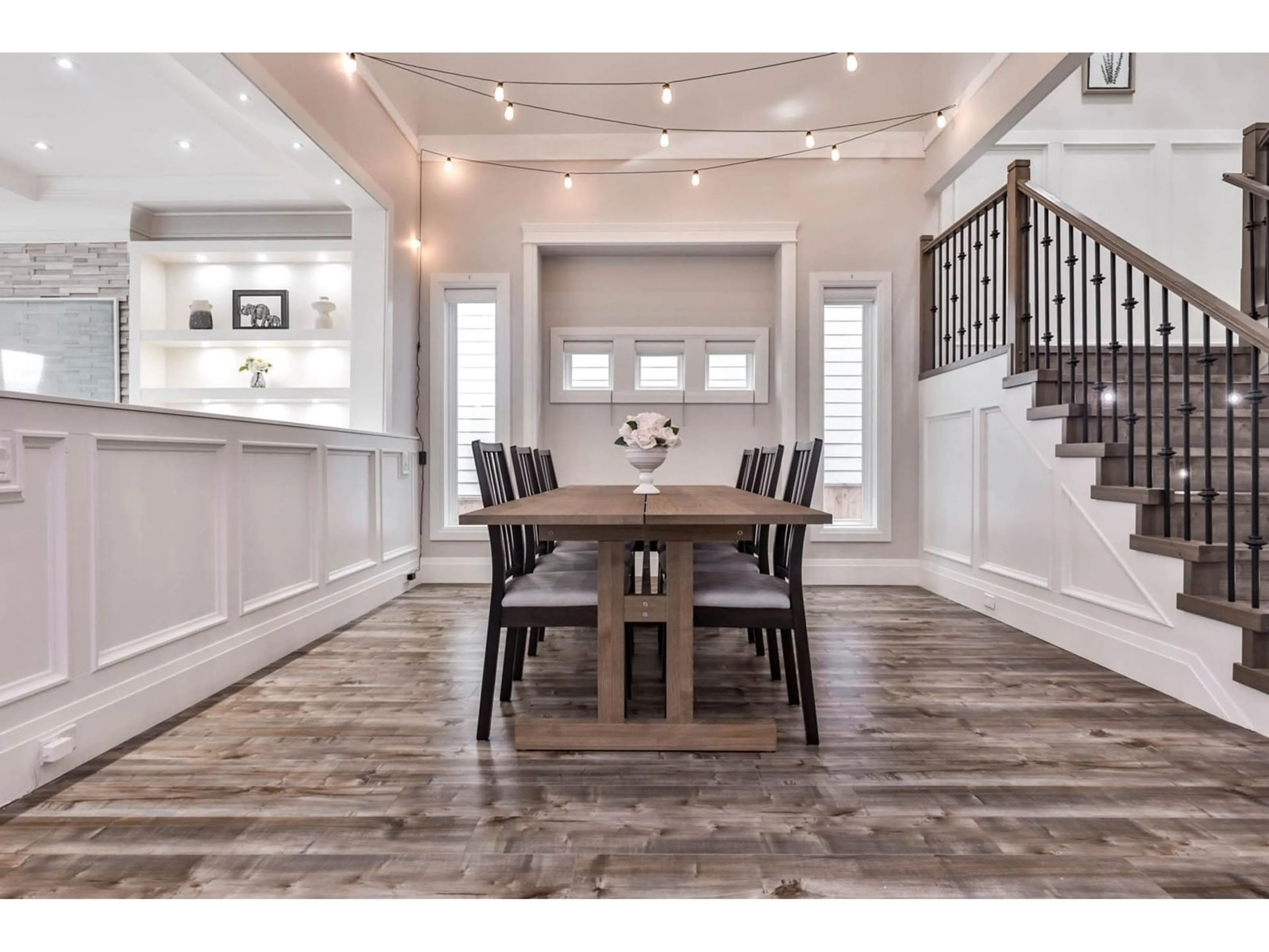 Dining room, wood/laminate floor for 7671 155A STREET, Surrey British Columbia V3S3P3