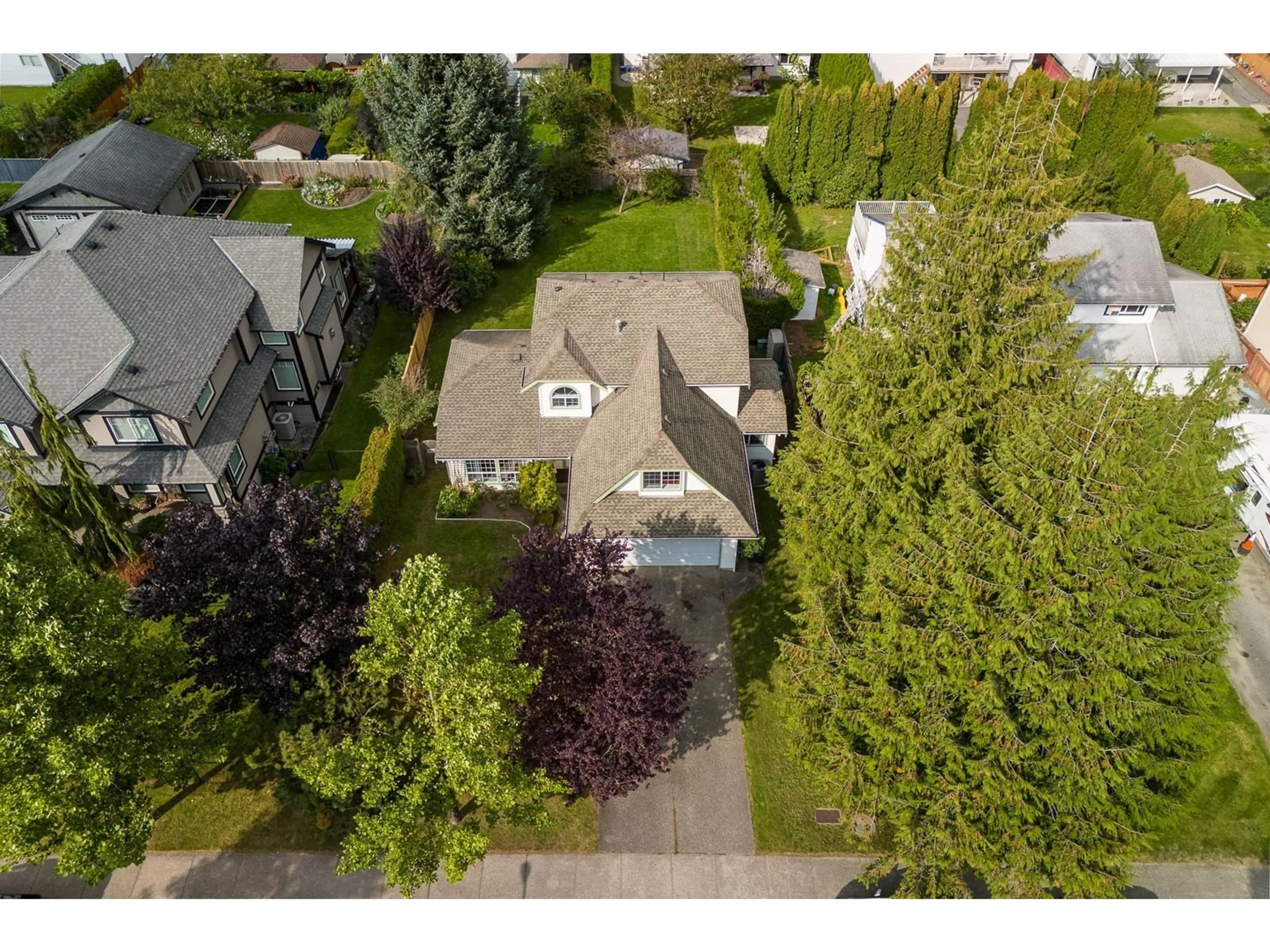 A pic from outside/outdoor area/front of a property/back of a property/a pic from drone, street for 27103 26 AVENUE, Langley British Columbia V4W2Y7