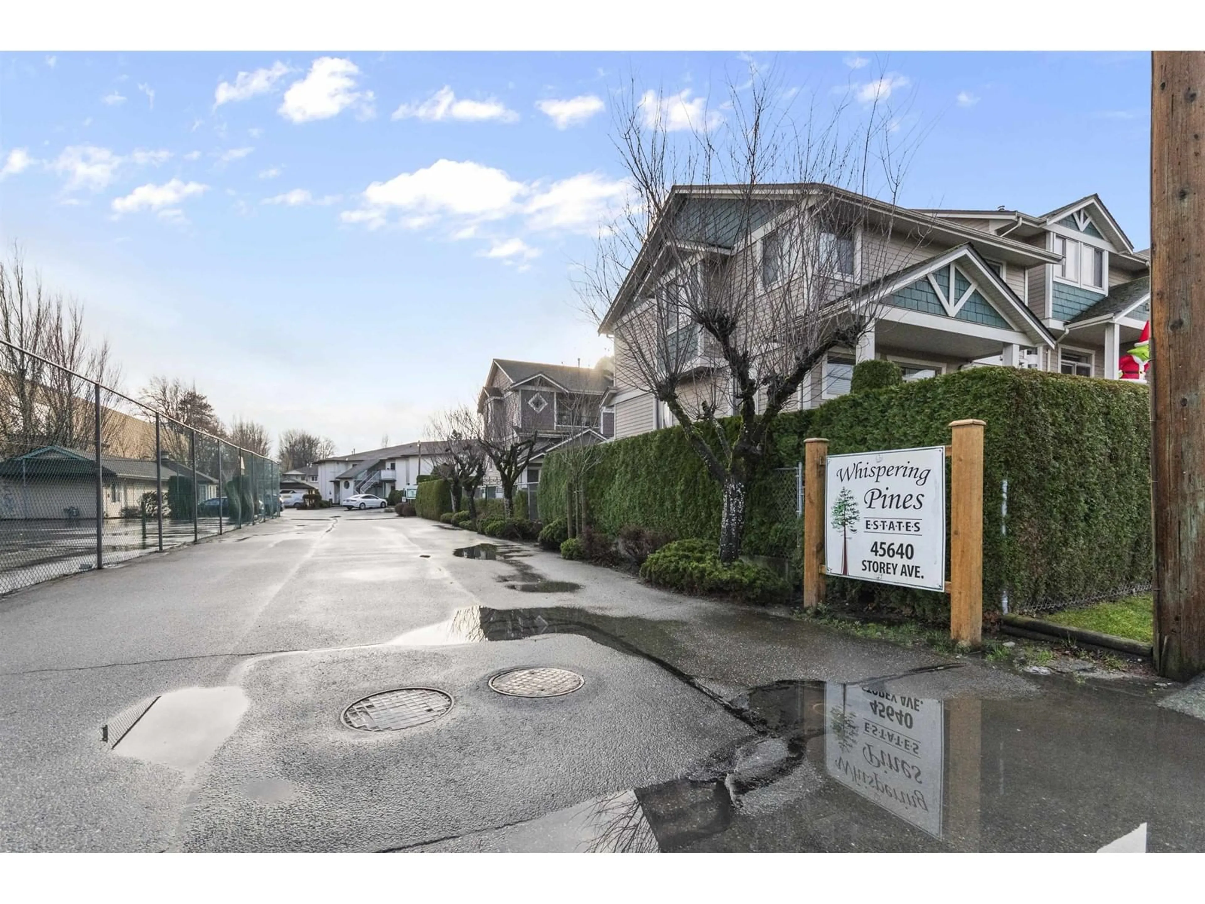 Unknown for 5 - 45640 STOREY AVENUE, Chilliwack British Columbia V2R3C5