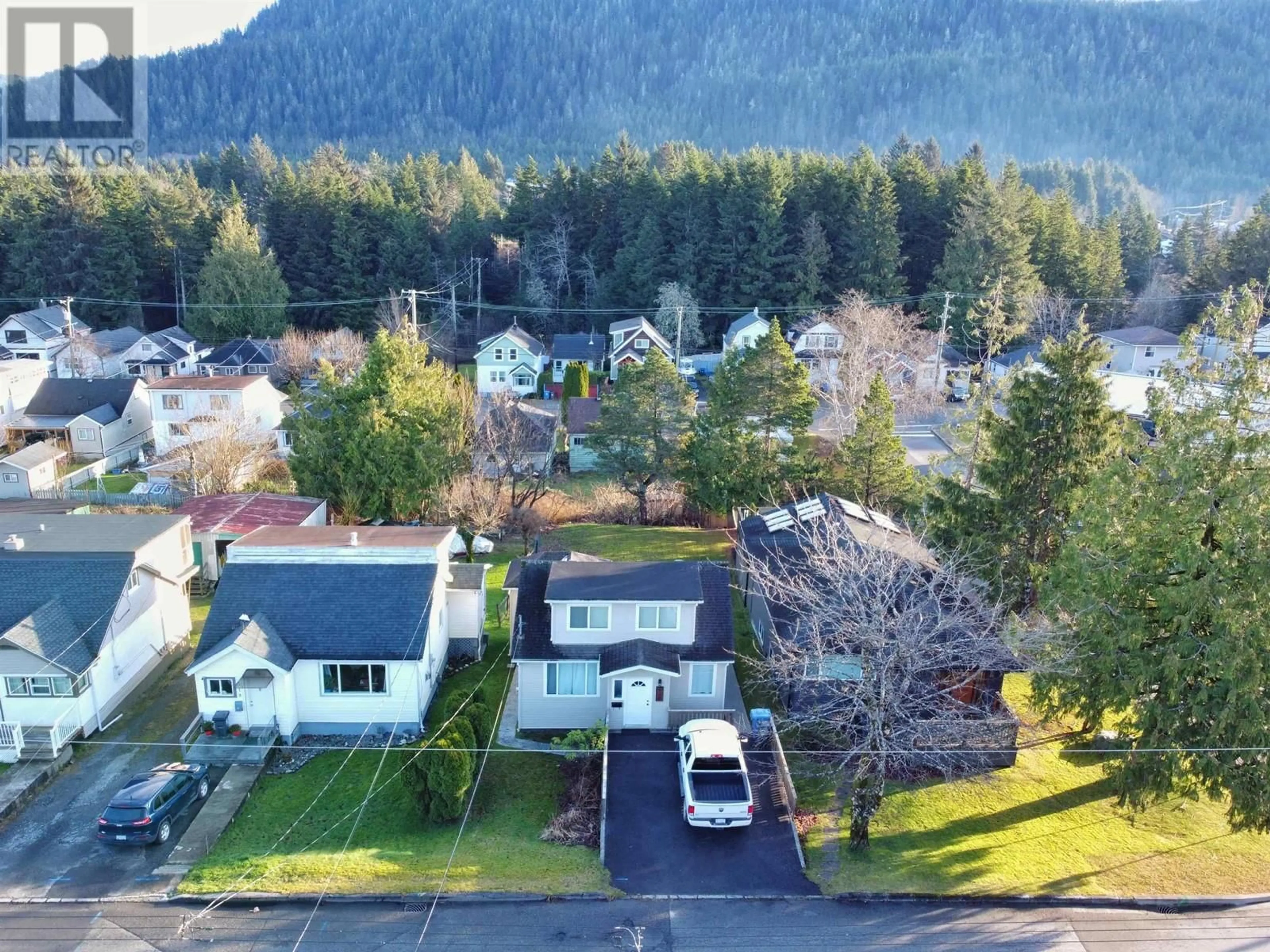 A pic from outside/outdoor area/front of a property/back of a property/a pic from drone, mountain view for 510 E 7TH AVENUE, Prince Rupert British Columbia V8J2J3