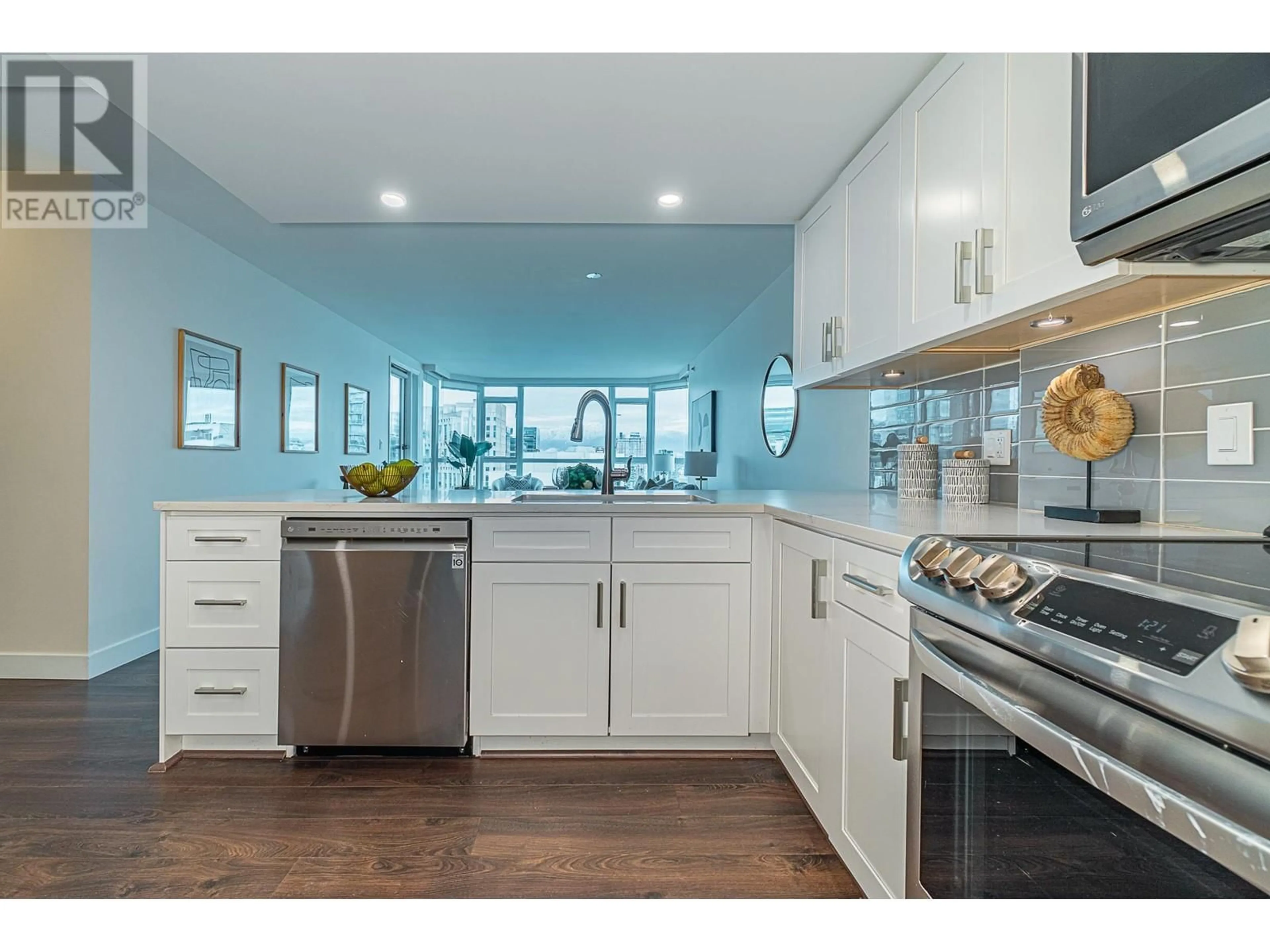 Open concept kitchen, unknown for 2405 888 HAMILTON STREET, Vancouver British Columbia V6B5W4