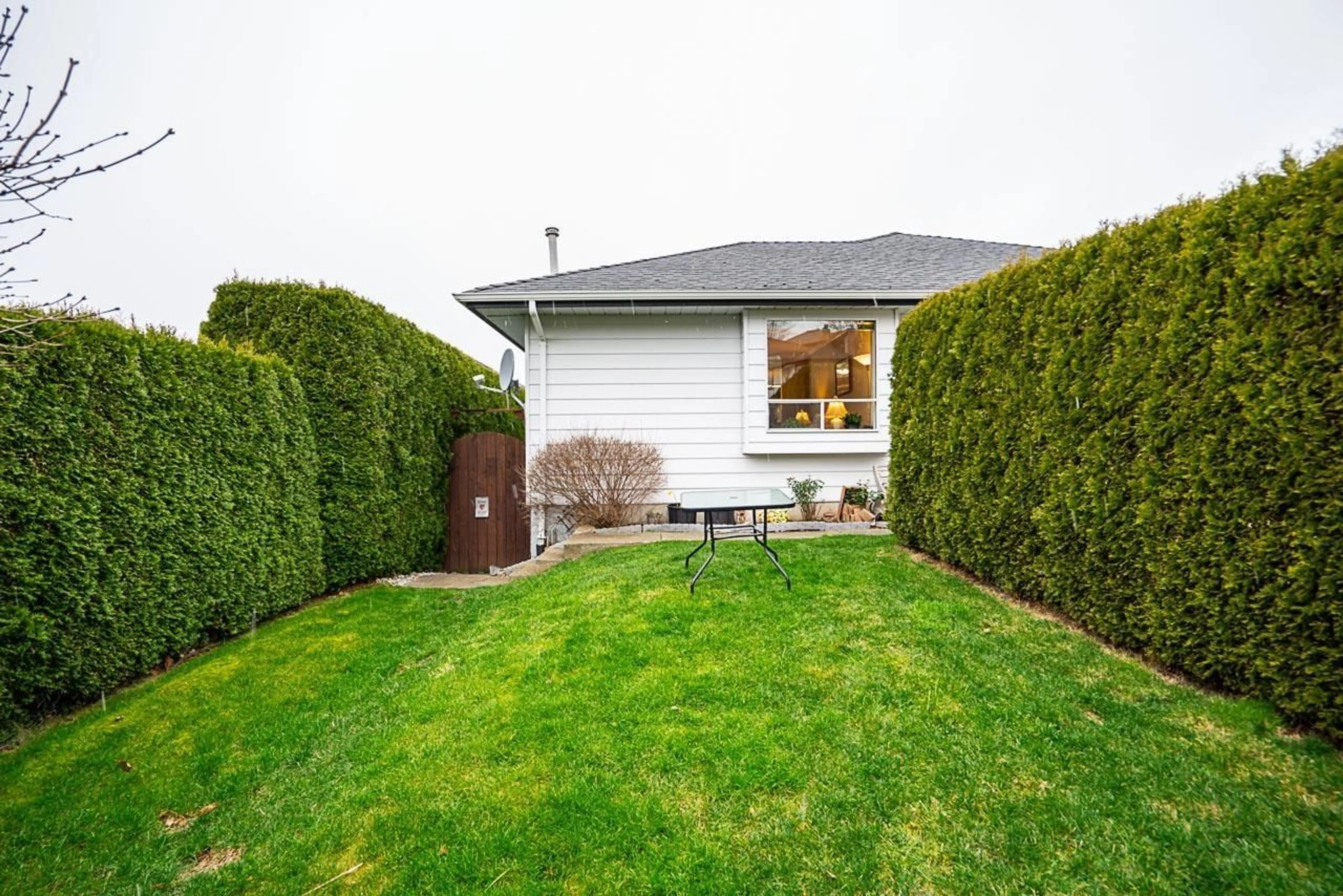 Patio, street for 34866 EVERSON PLACE, Abbotsford British Columbia V2S7R6