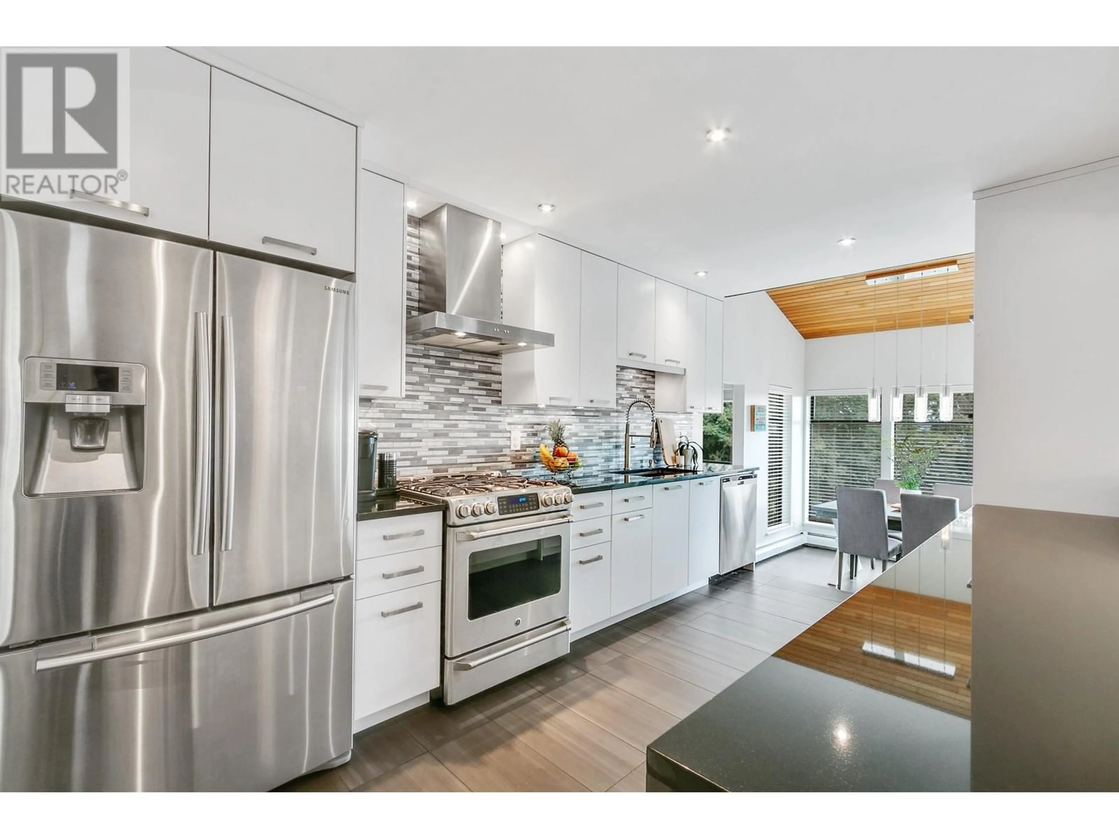 Open concept kitchen, unknown for 275 WARRICK STREET, Coquitlam British Columbia V3K6C1