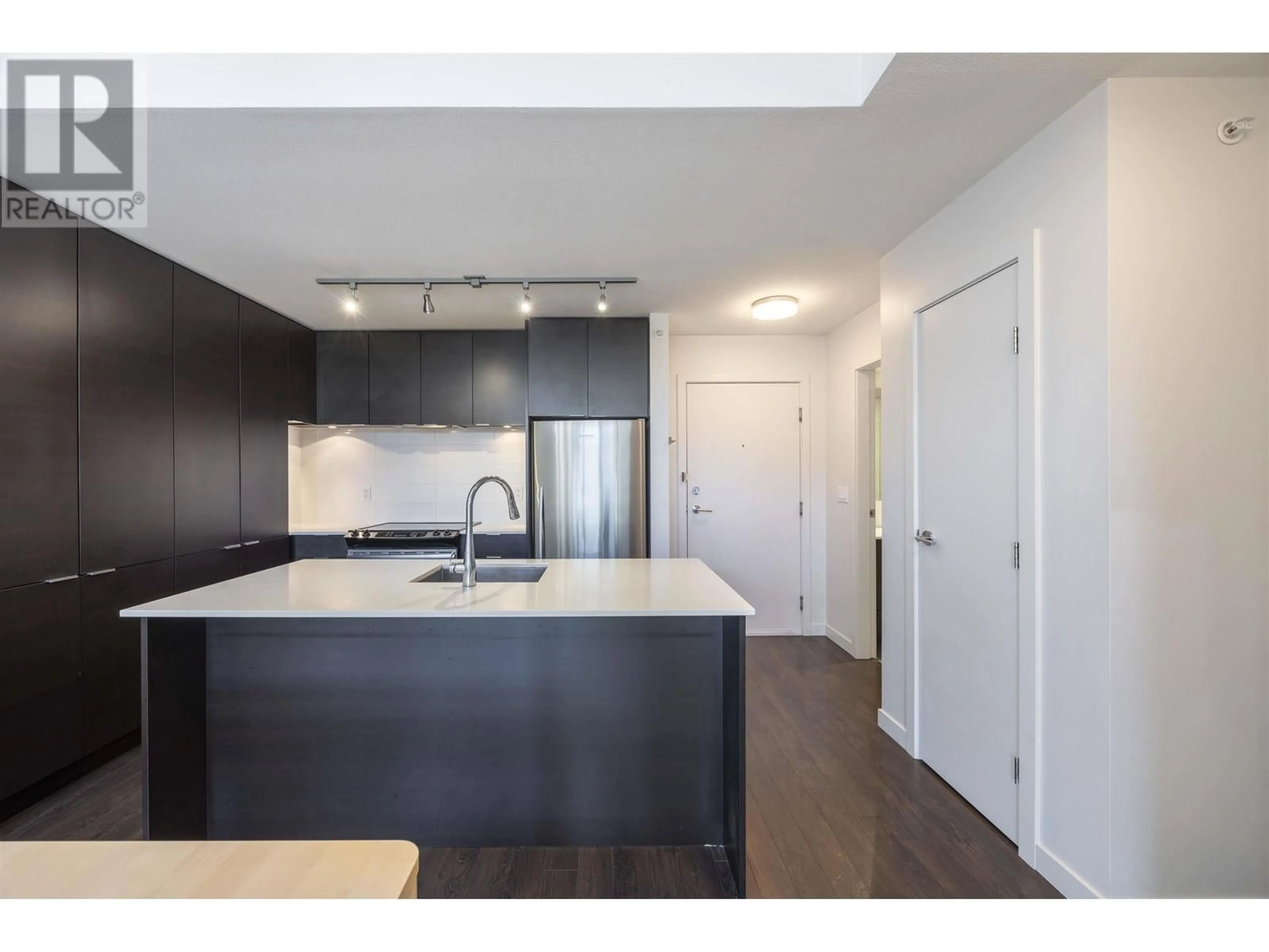 Open concept kitchen, unknown for 509 1677 LLOYD AVENUE, Vancouver British Columbia V7P0B1