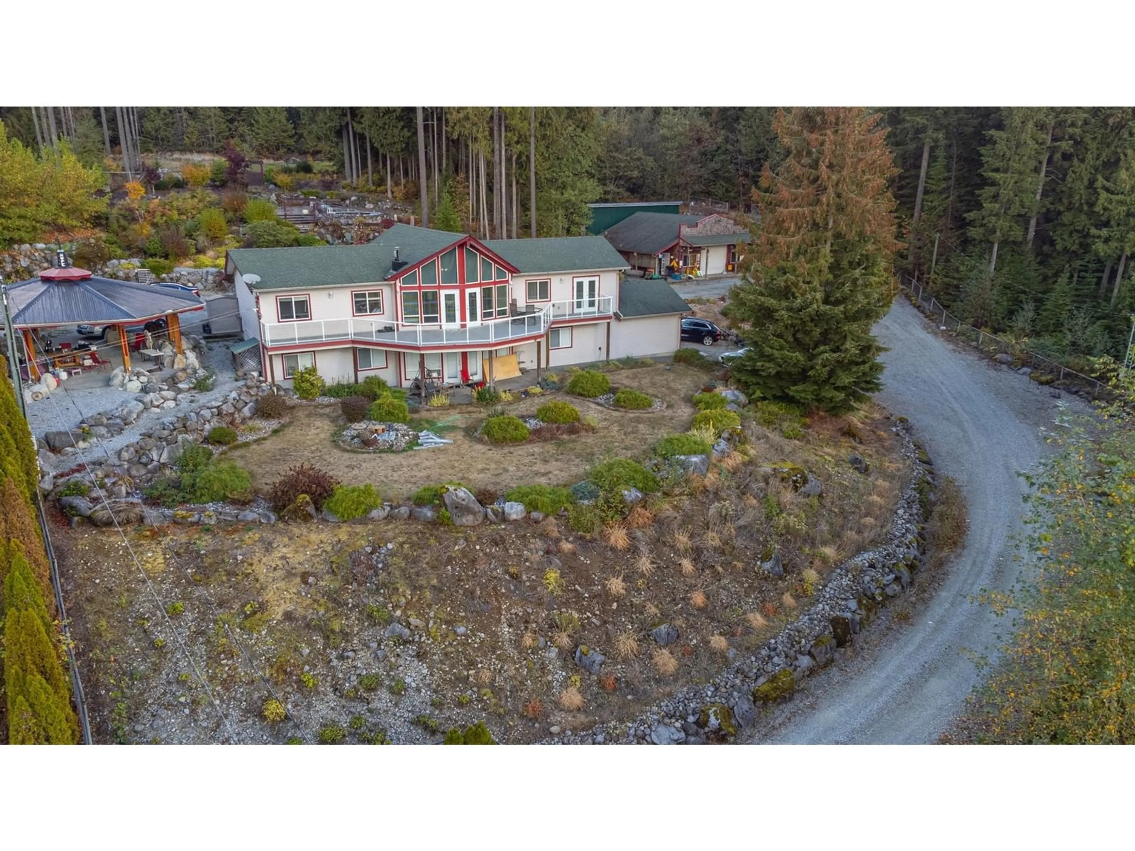 A pic from outside/outdoor area/front of a property/back of a property/a pic from drone, unknown for 12302 CARDINAL, Mission British Columbia V4S1L3