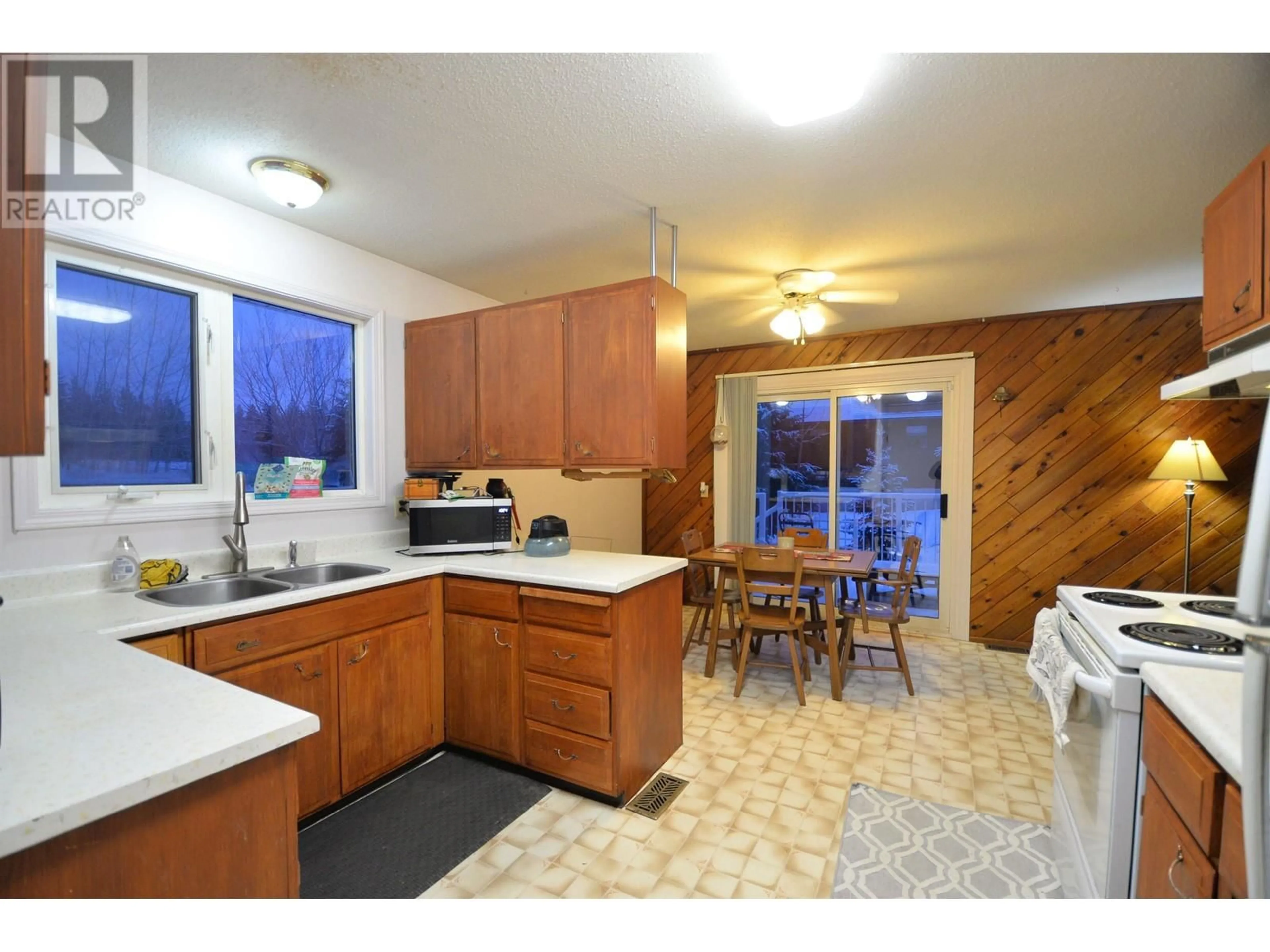 Standard kitchen, unknown for 10222 JENSEN ROAD, Prince George British Columbia V2N4Y7