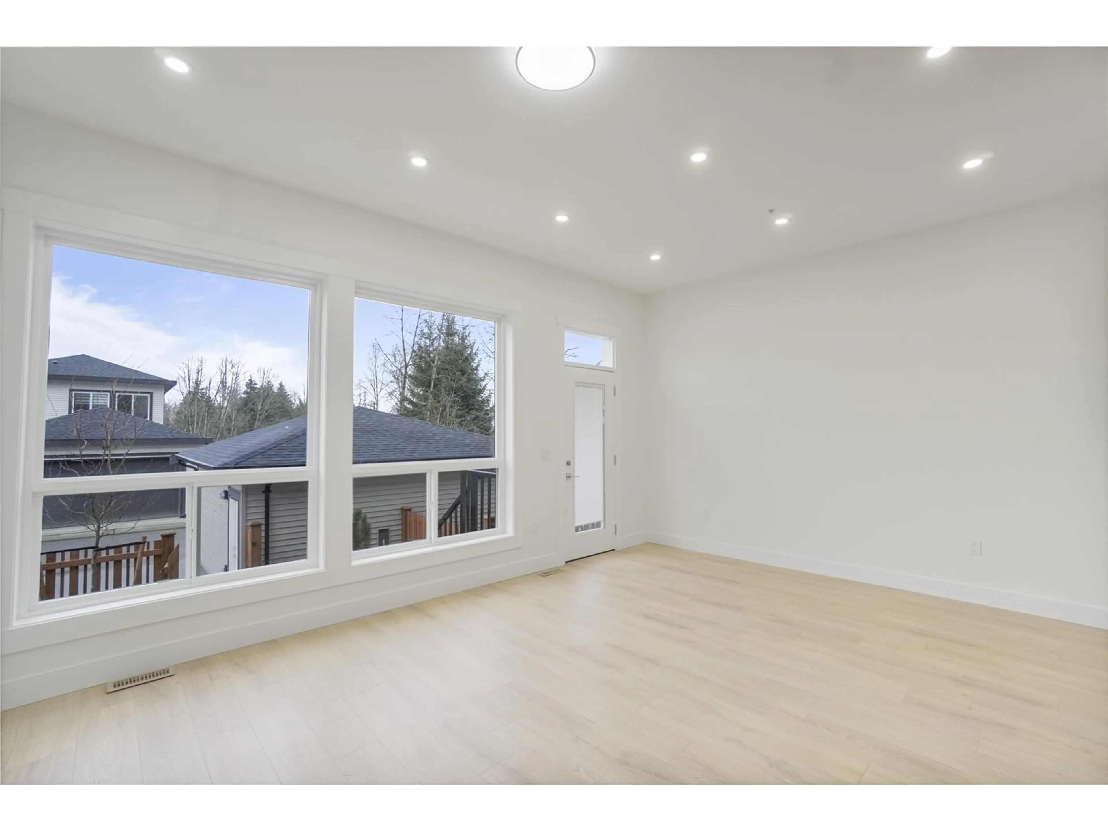 A pic of a room for 20547 74B AVENUE, Langley British Columbia V2Y3S8