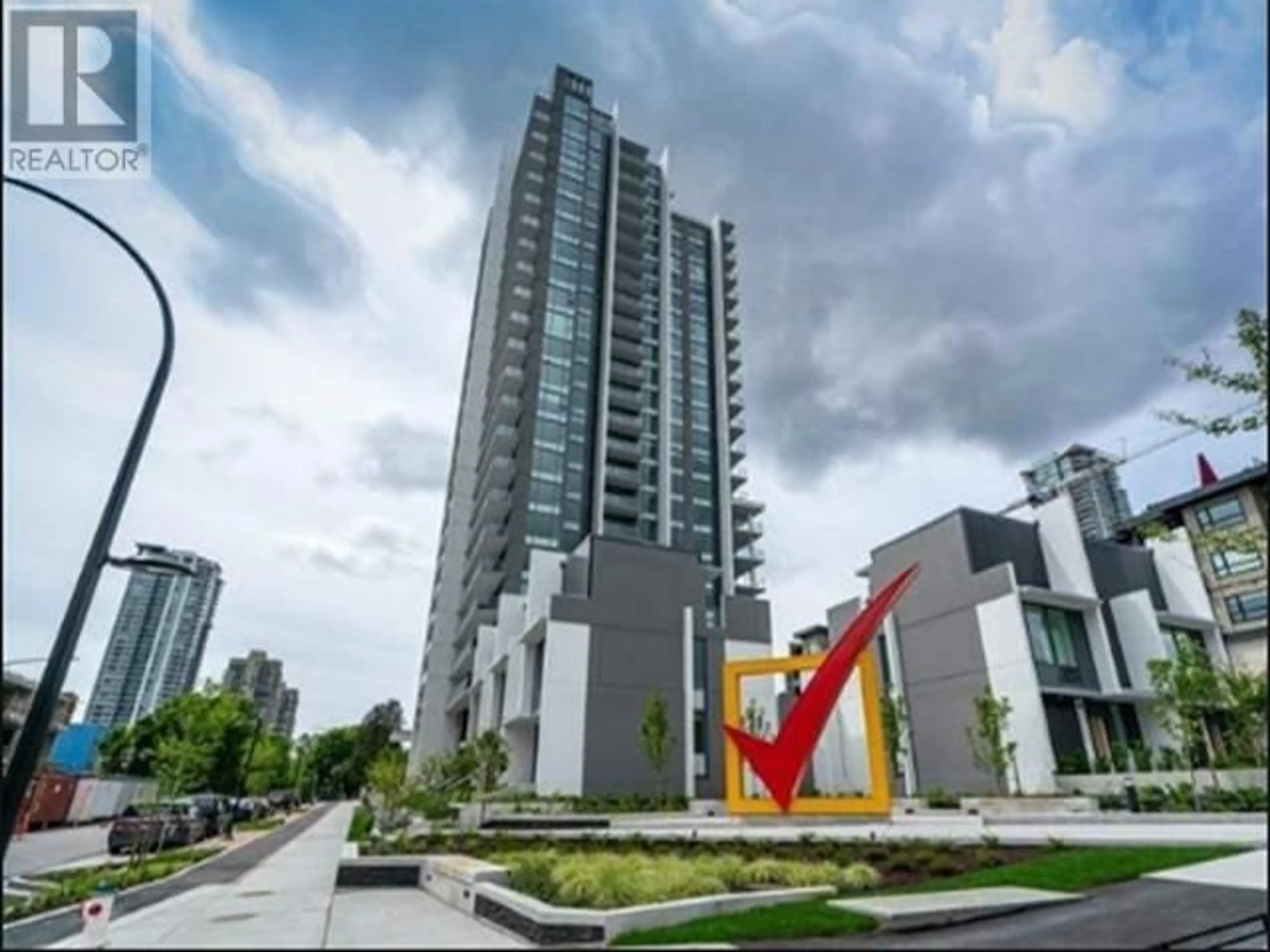 Indoor foyer for 1505 4465 JUNEAU STREET, Burnaby British Columbia V5C0L8