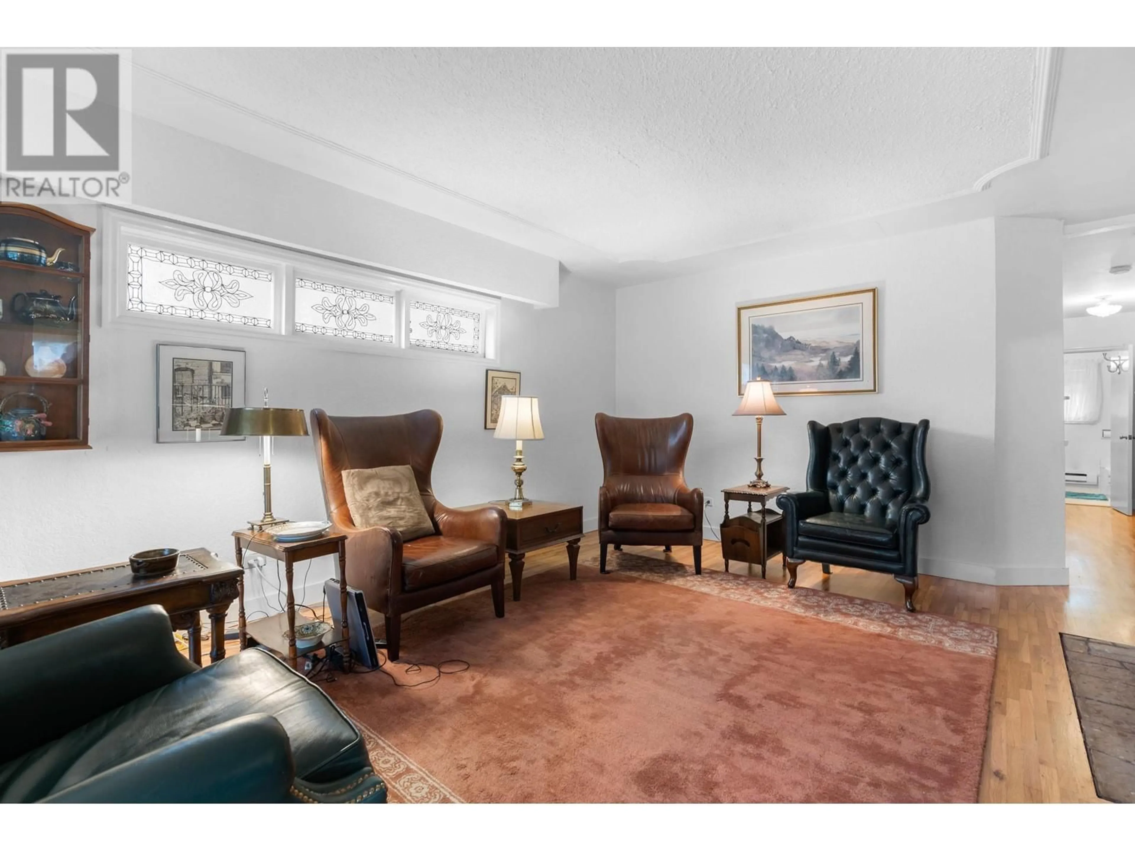 Living room with furniture, unknown for 125 E 48TH AVENUE, Vancouver British Columbia V5W2C7