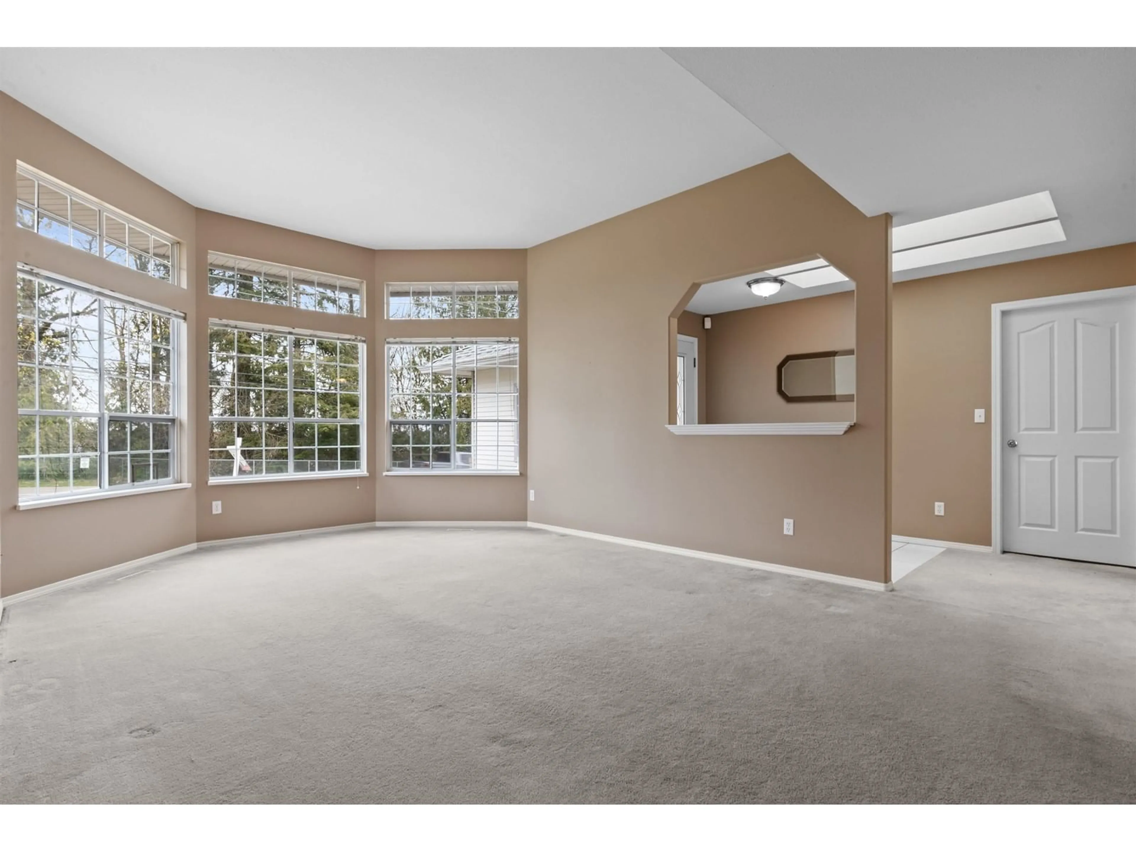 A pic of a room for 4142 OLD CLAYBURN ROAD, Abbotsford British Columbia V3G1K1