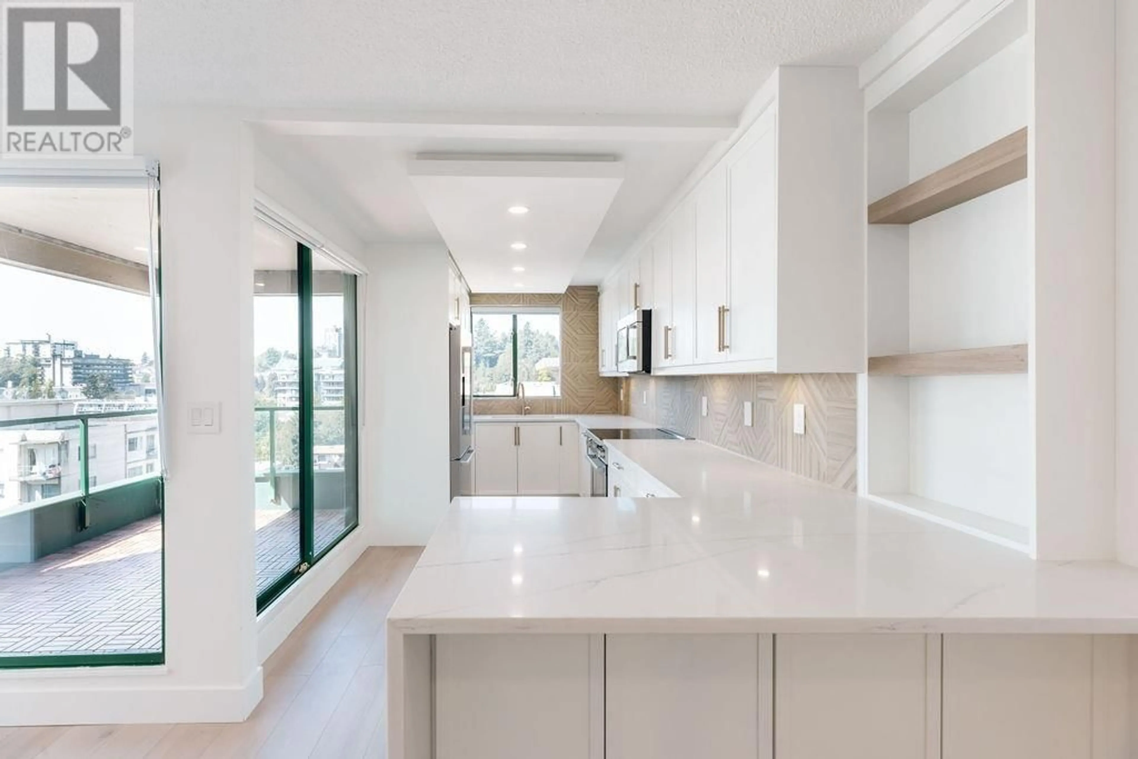 Contemporary kitchen, ceramic/tile floor for PH2 410 CARNARVON STREET, New Westminster British Columbia V3L5N9