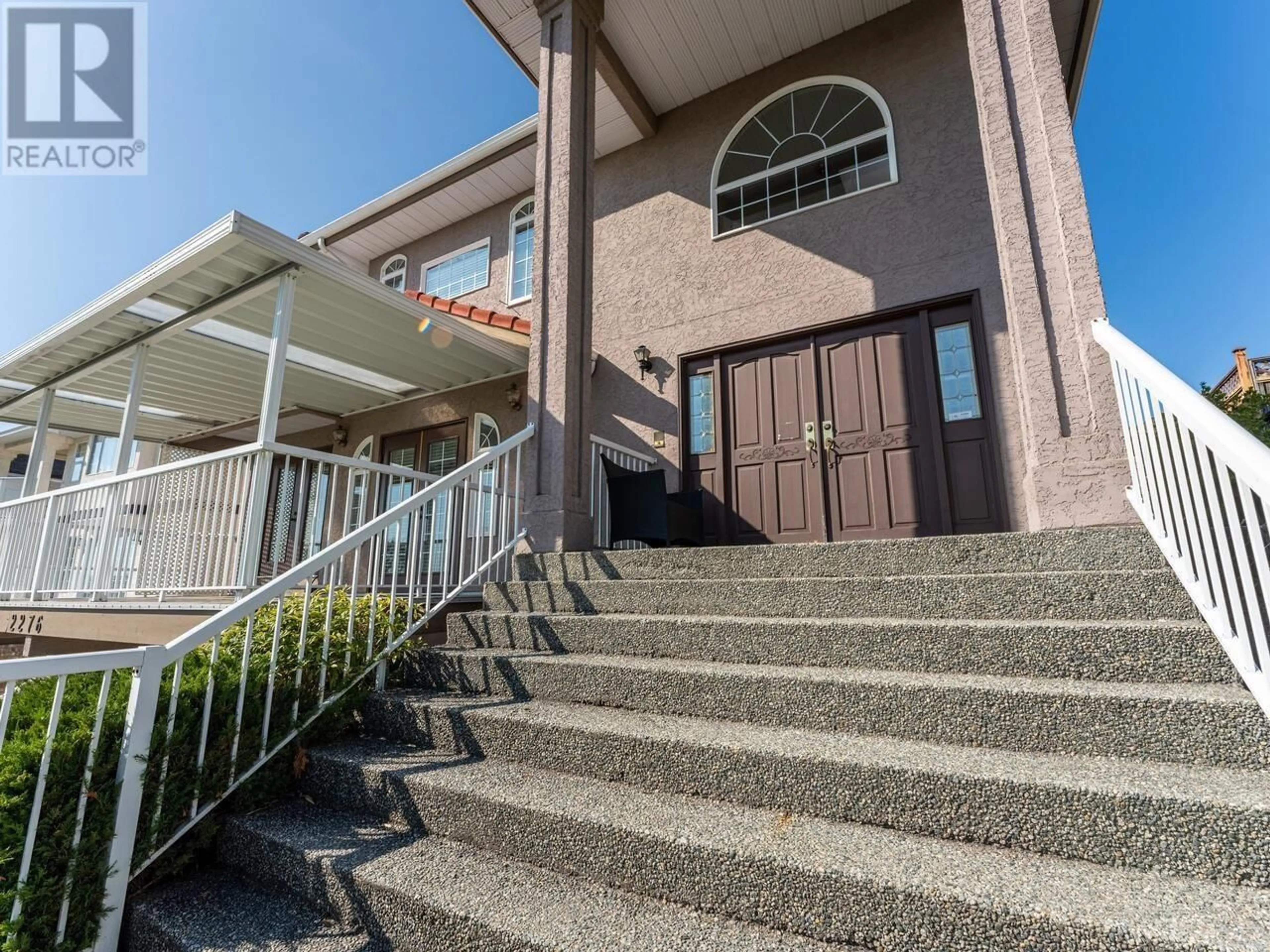 Stairs for 2276 SICAMOUS AVENUE, Coquitlam British Columbia V3K6P5