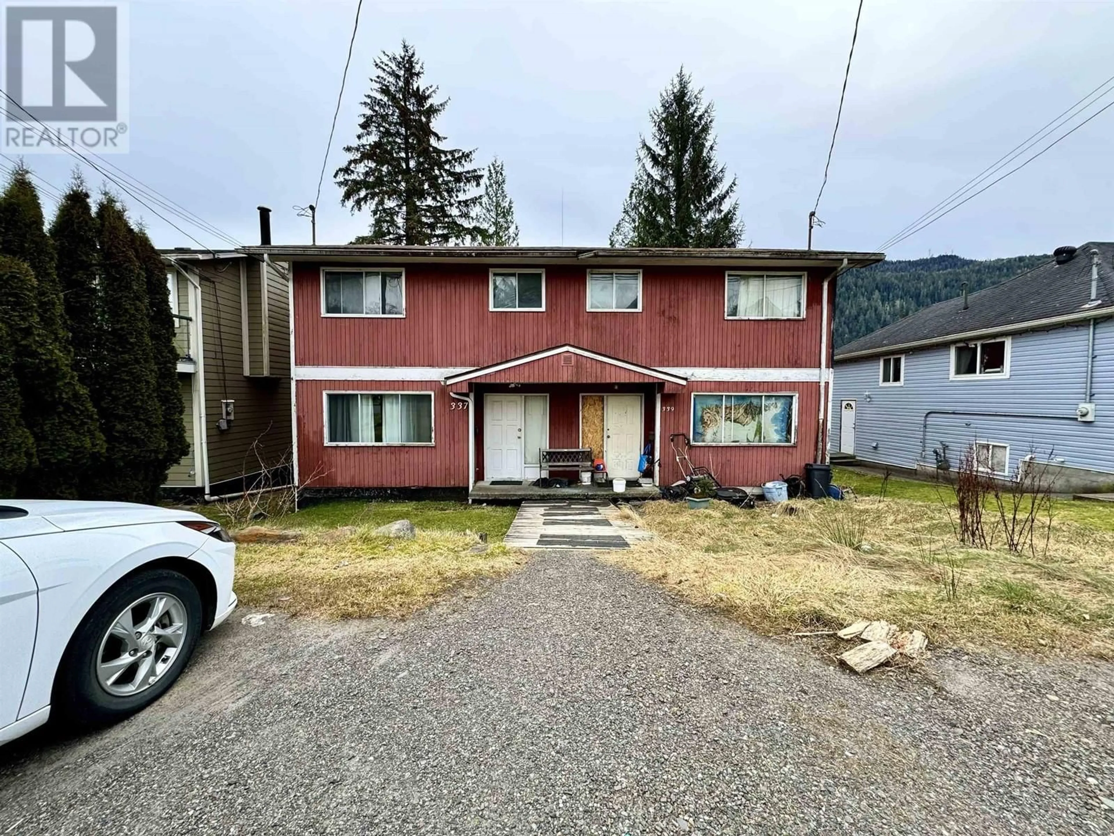 A pic from outside/outdoor area/front of a property/back of a property/a pic from drone, unknown for 337 8TH AVENUE, Prince Rupert British Columbia V8J2P6