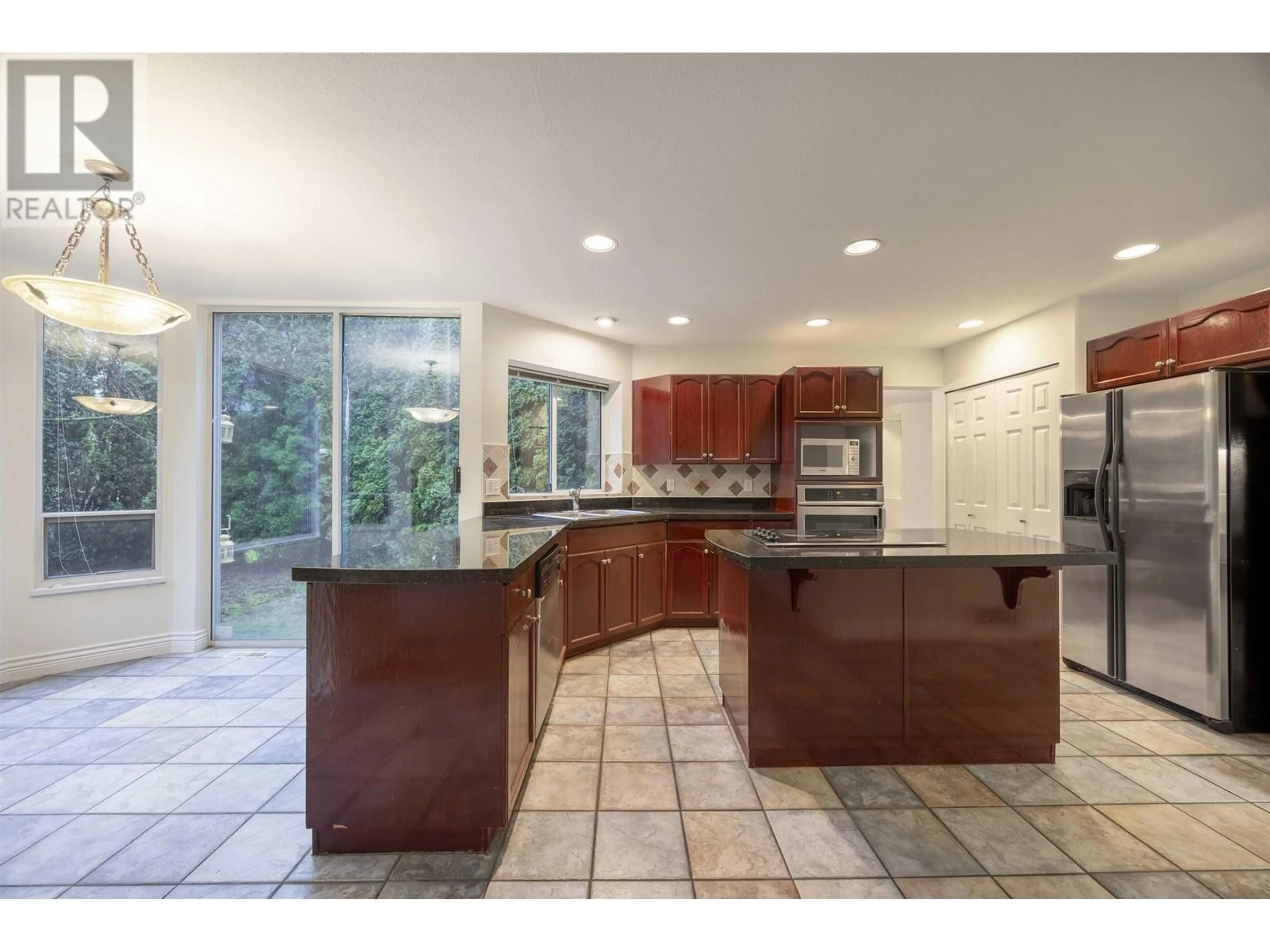 Open concept kitchen, ceramic/tile floor for 1569 MANZANITA COURT, Coquitlam British Columbia V3E2Y2