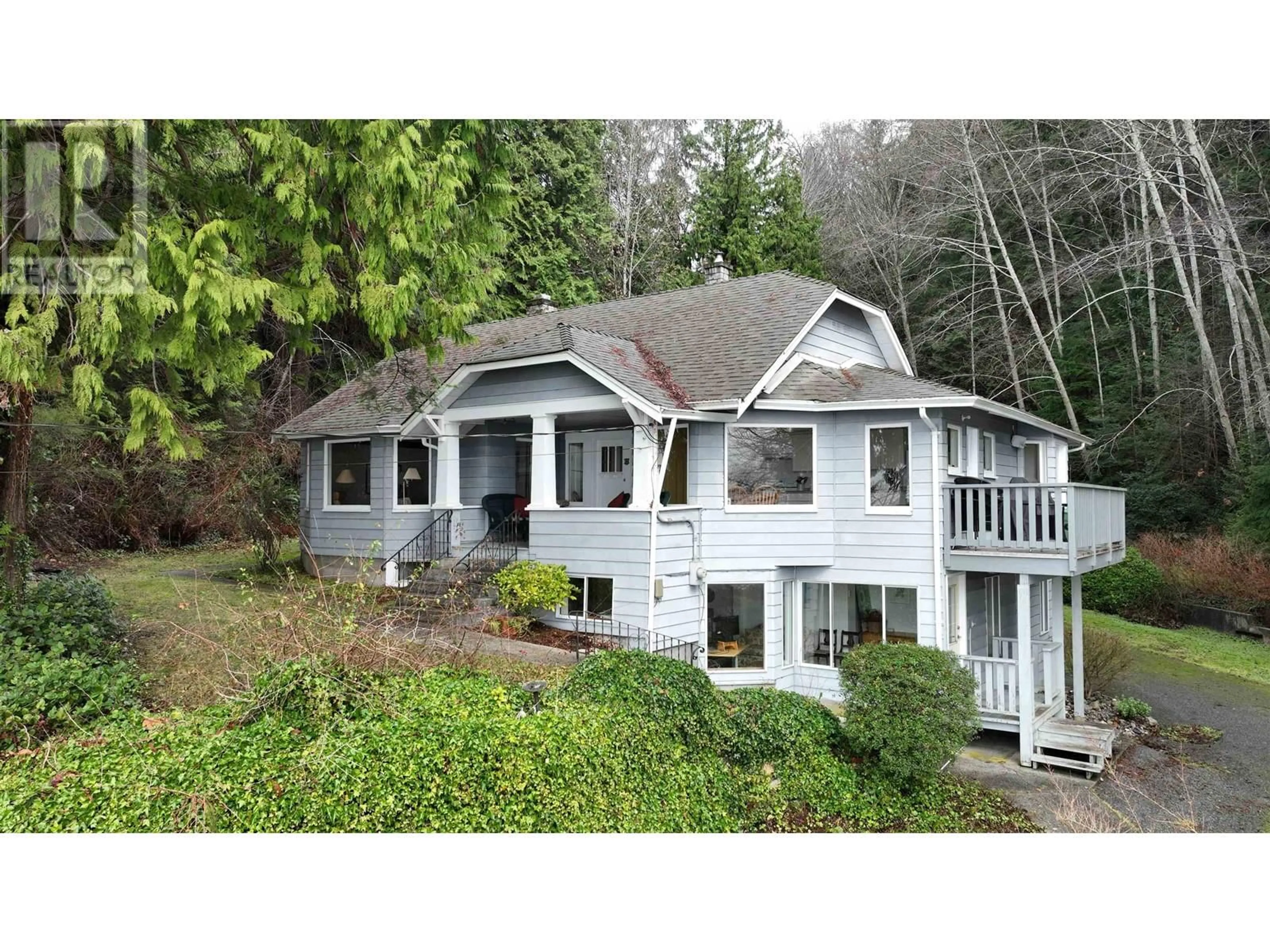 Home with vinyl exterior material, water/lake/river/ocean view for 1730 OCEAN BEACH, Gibsons British Columbia V0N1V5