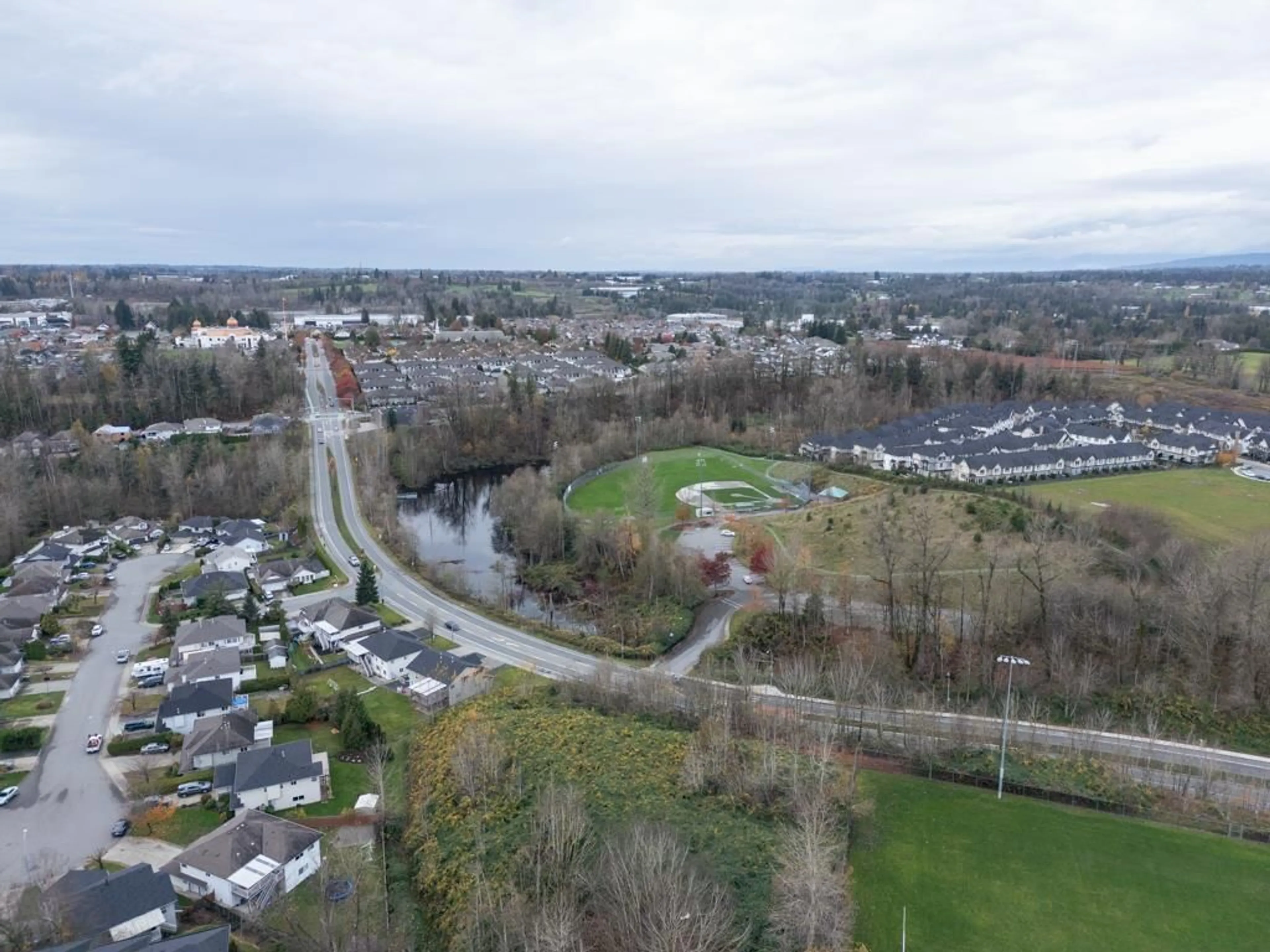 A pic from outside/outdoor area/front of a property/back of a property/a pic from drone, mountain view for 3412 HEADWATER PLACE, Abbotsford British Columbia V2T0G4