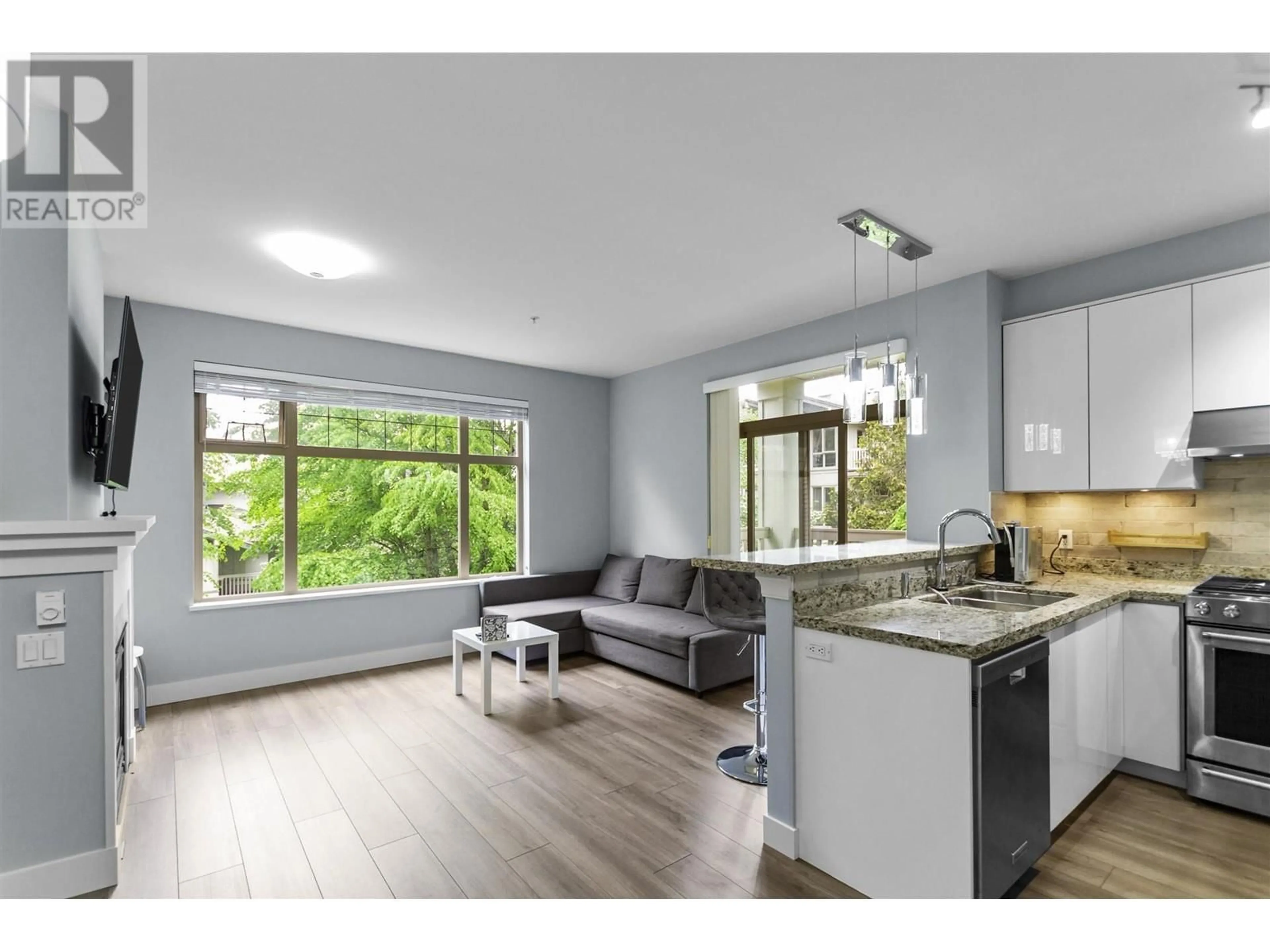 Open concept kitchen, unknown for 311 2083 W 33RD AVENUE, Vancouver British Columbia V6M4M6