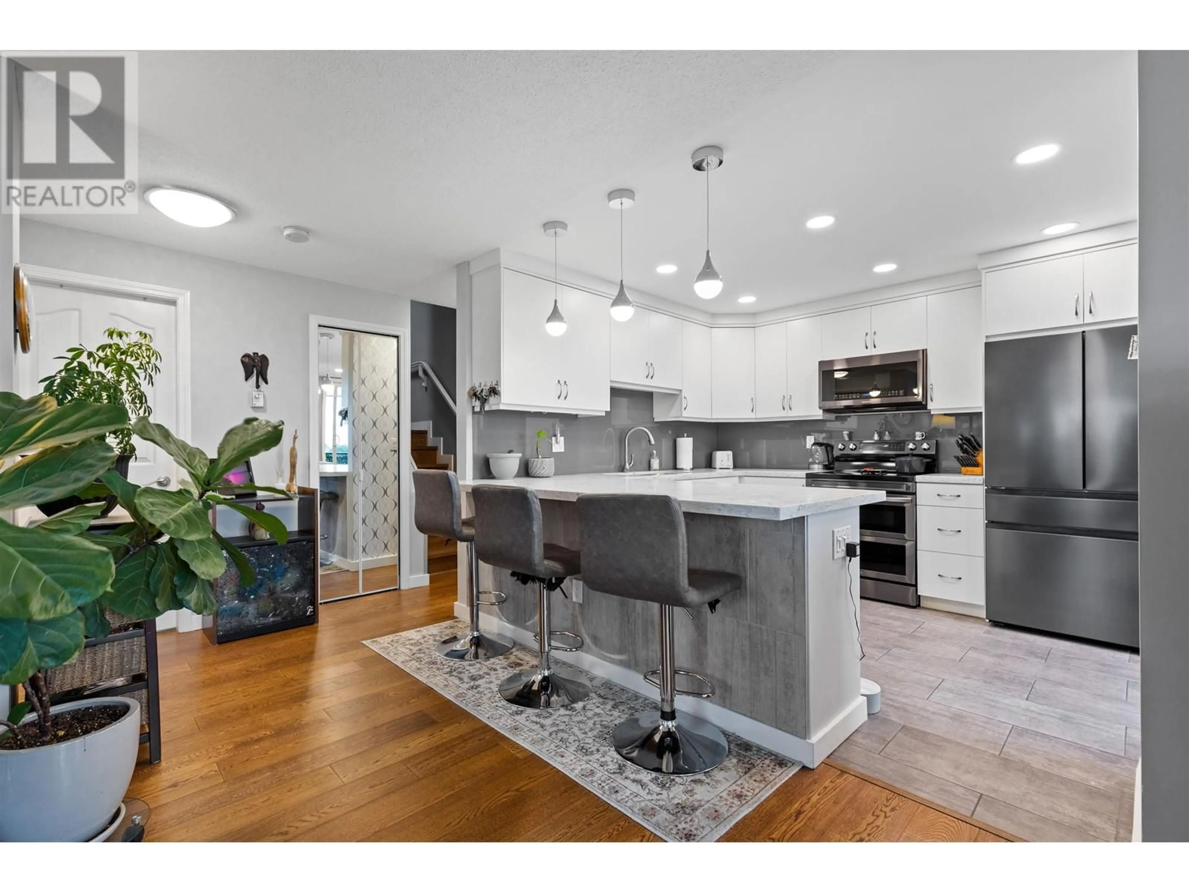 Open concept kitchen, unknown for B506 4821 53 STREET, Delta British Columbia V4K2Z3