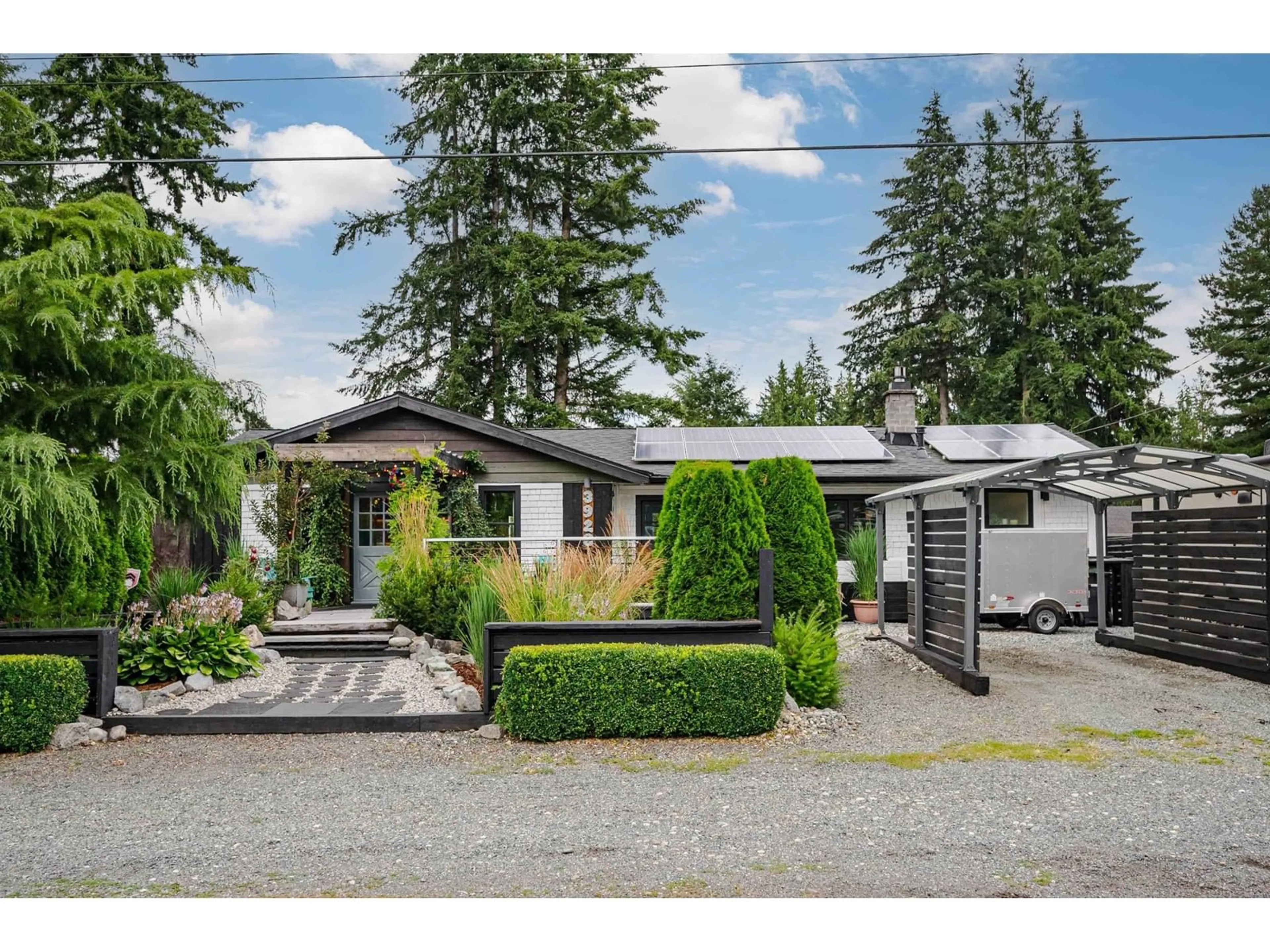 A pic from outside/outdoor area/front of a property/back of a property/a pic from drone, street for 3928 205B STREET, Langley British Columbia V3A2B3