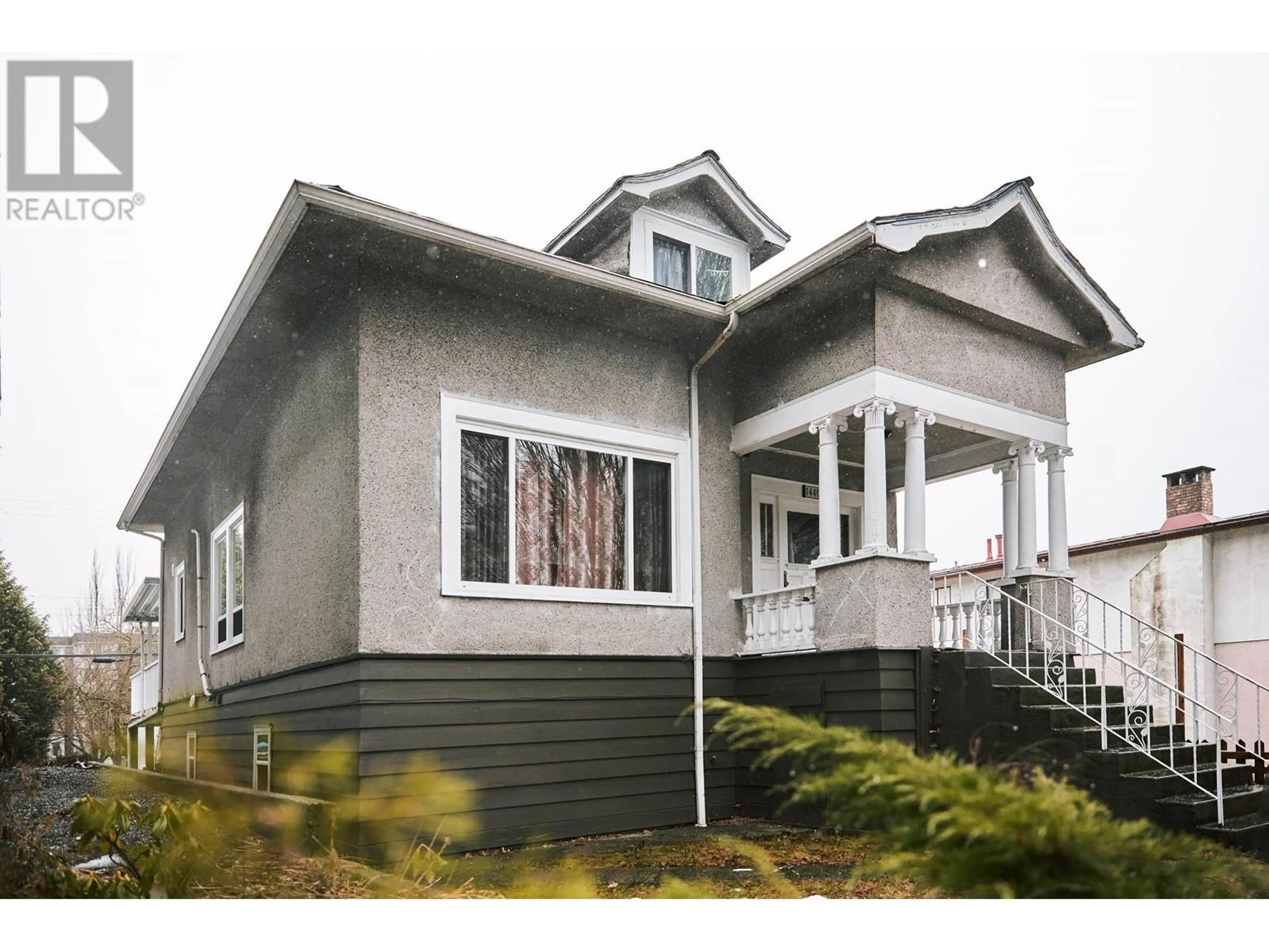 Home with vinyl exterior material, building for 1440 E 1ST AVENUE, Vancouver British Columbia V5N1A3