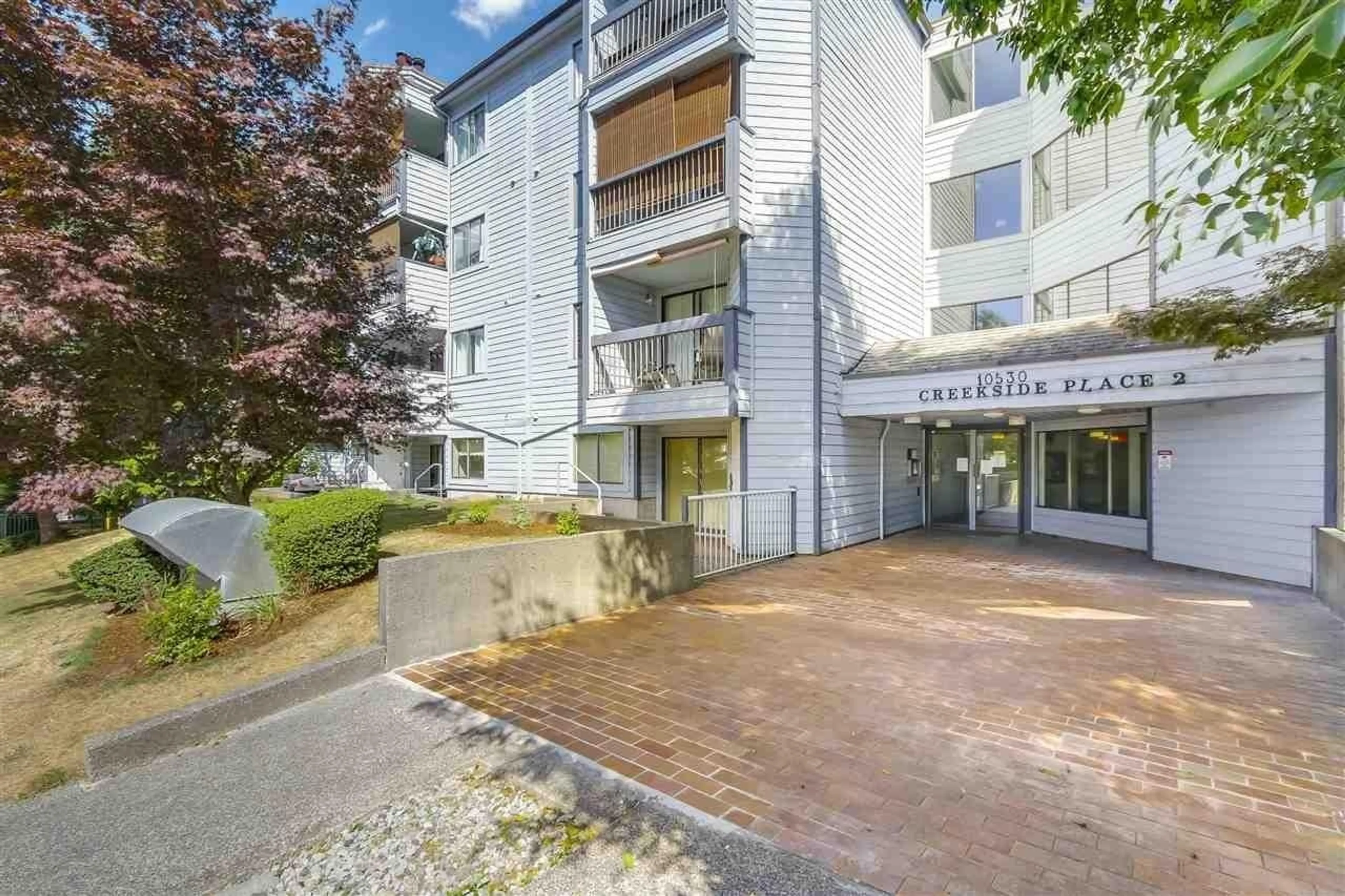 Patio, unknown for 216 10530 154 STREET, Surrey British Columbia V3R8A2