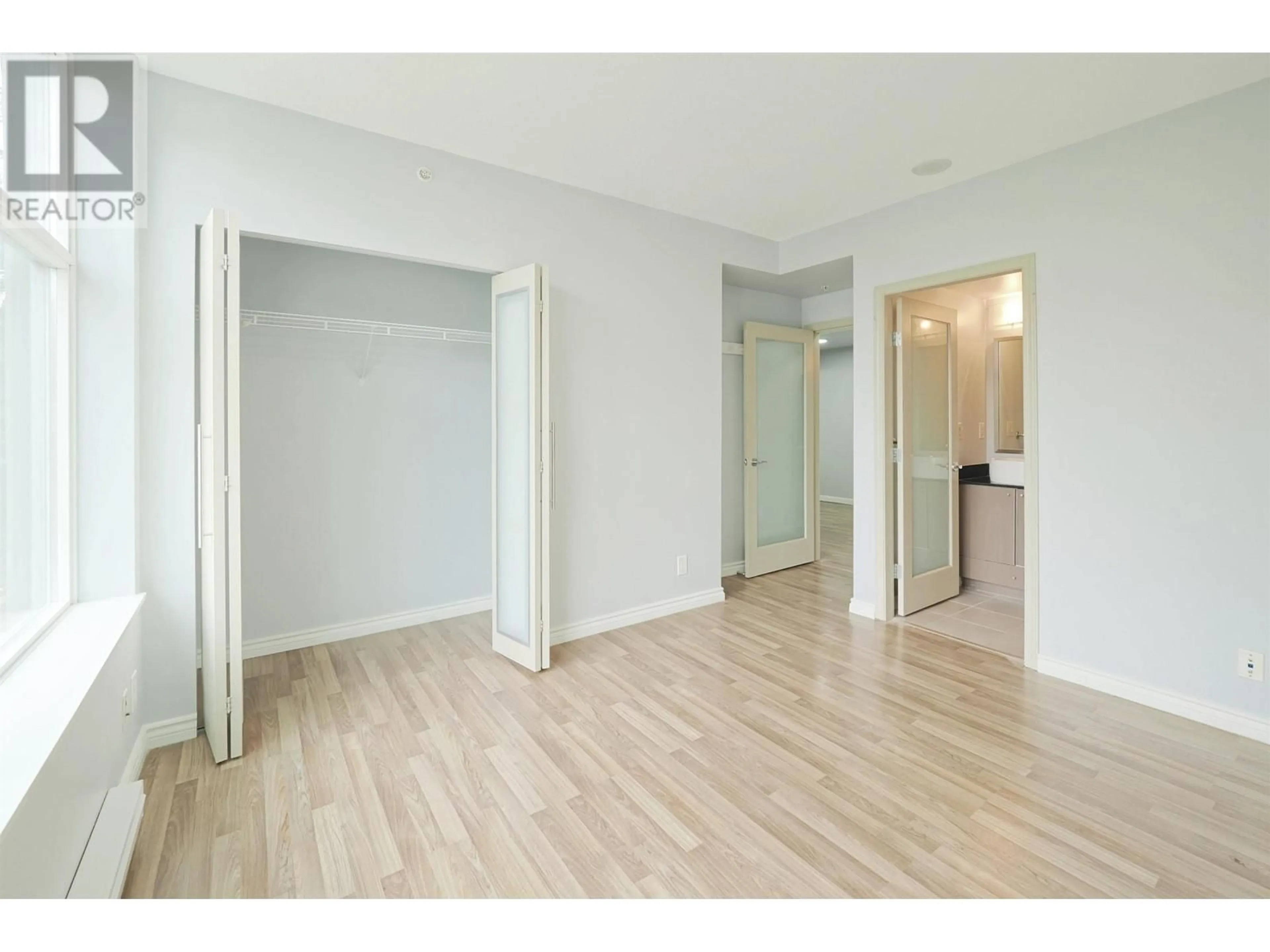 A pic of a room for 707 9262 UNIVERSITY CRESCENT, Burnaby British Columbia V5A0A4