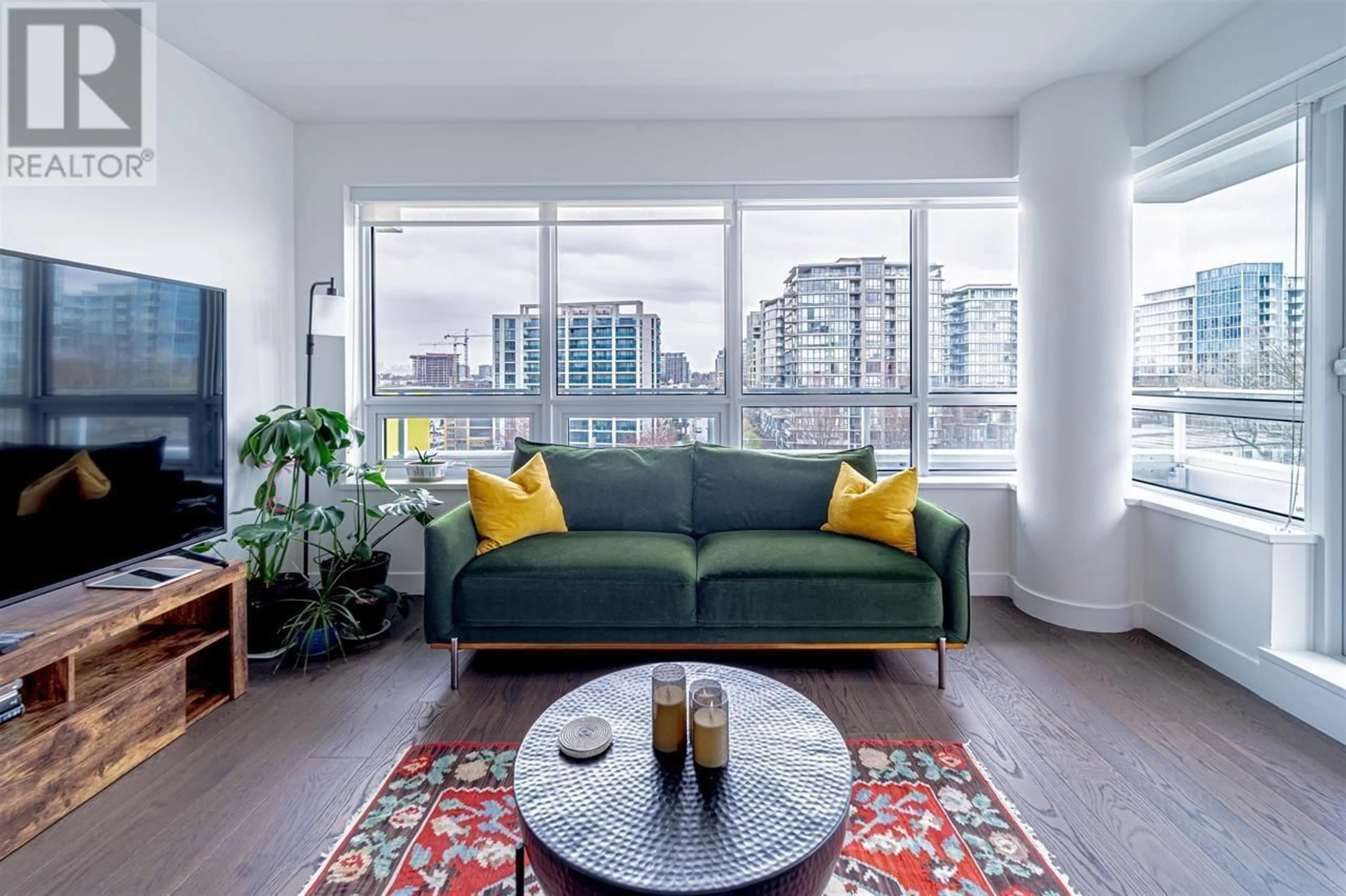 Living room with furniture, unknown for 809 5766 GILBERT ROAD, Richmond British Columbia V6X1B7