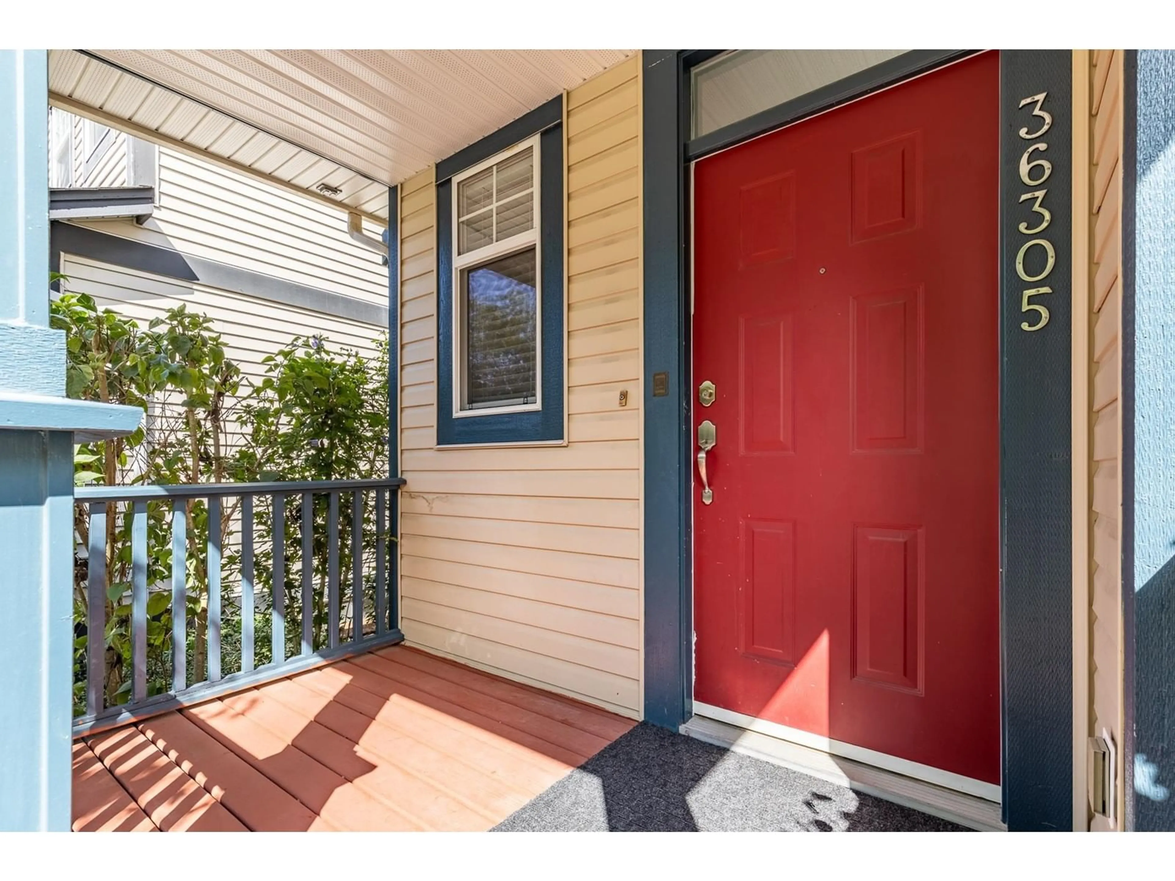 Indoor entryway for 36305 ATWOOD CRESCENT, Abbotsford British Columbia V3G2Y8