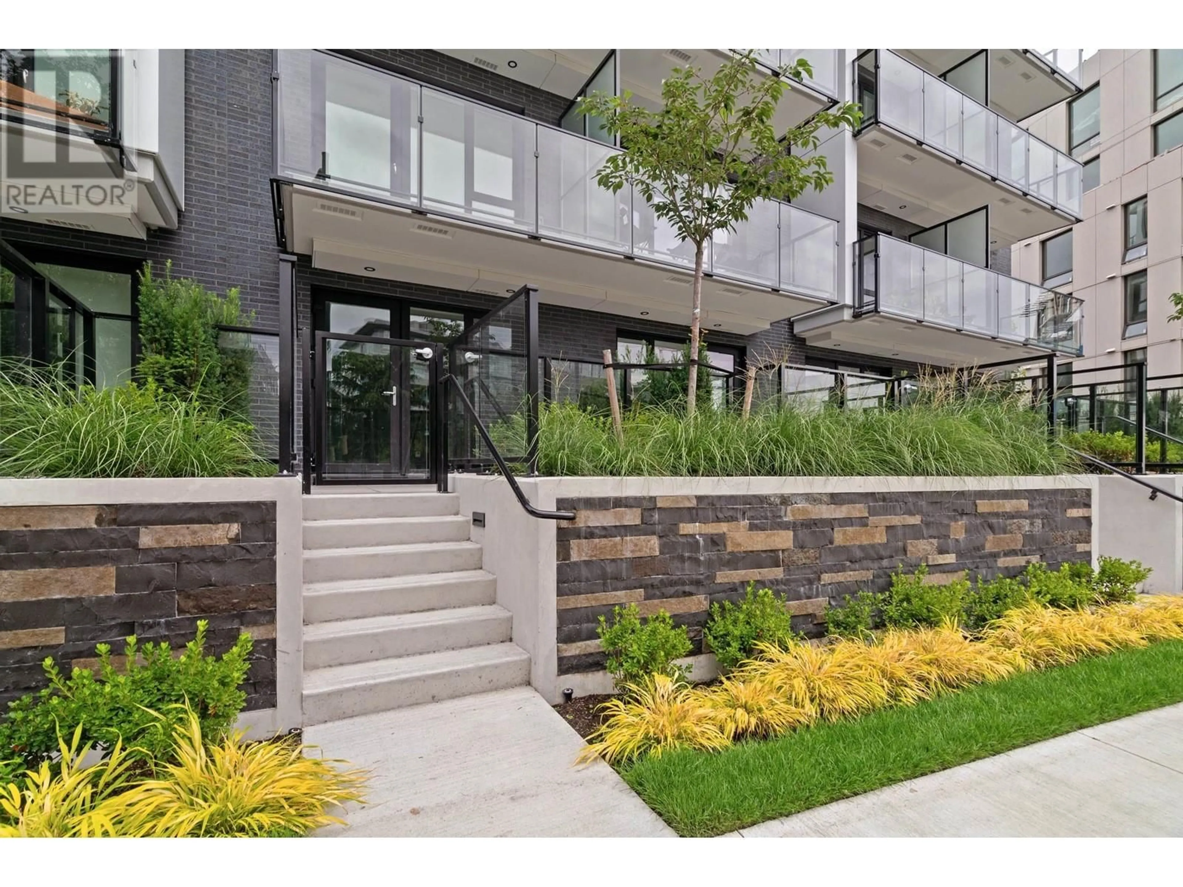 Unknown for 114 - 5168 CAMBIE STREET, Vancouver British Columbia V5Z0K7