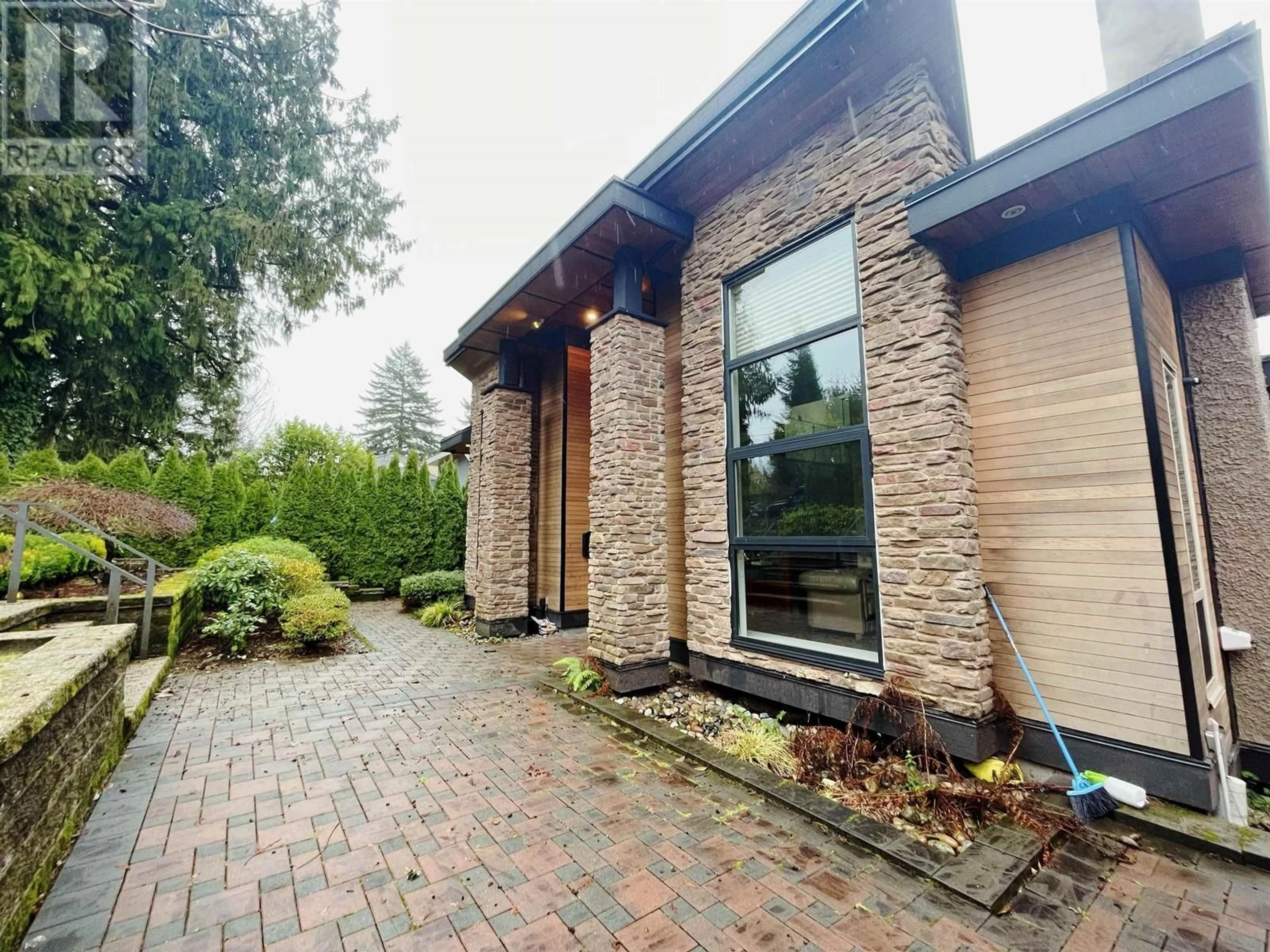 Home with brick exterior material, street for 1450 FULTON AVENUE, West Vancouver British Columbia V7T1P1